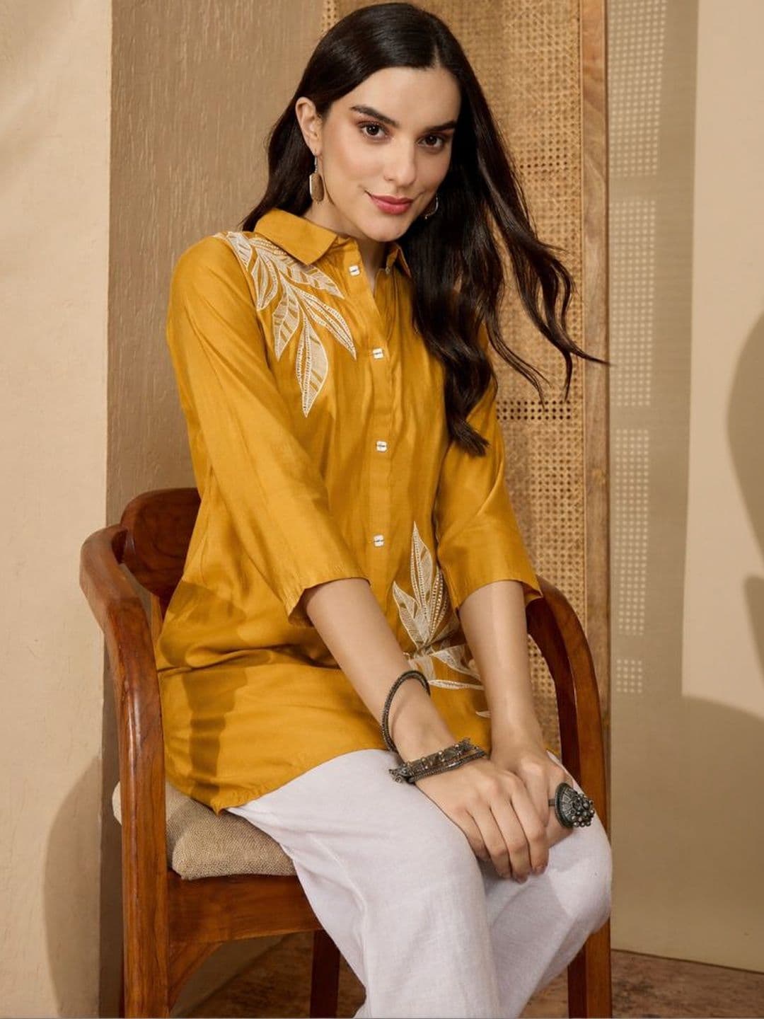 Sangria Embroidered Shirt Collar A-Line Kurtis thumbnail 2