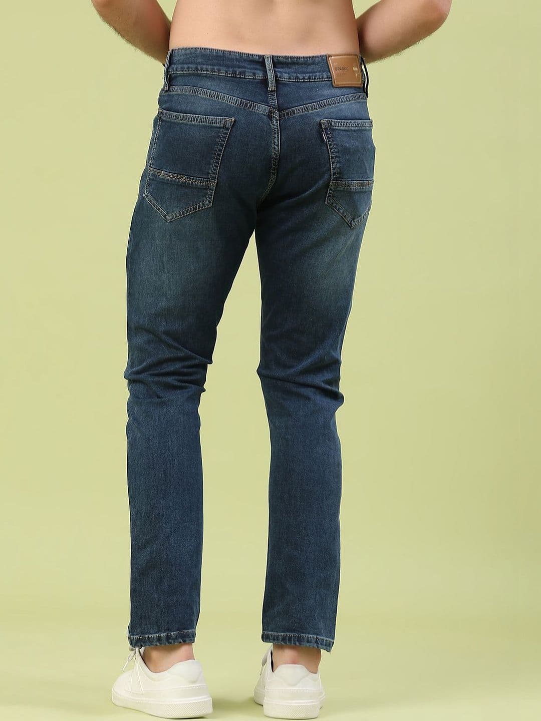 V-Mart Men Skinny Fit Mid-Rise Light Fade Cotton Jeans thumbnail 4