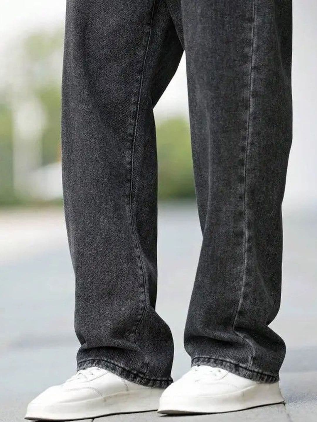 CLYVER Men Straight Fit Mid-Rise Light Fade Jeans thumbnail 5