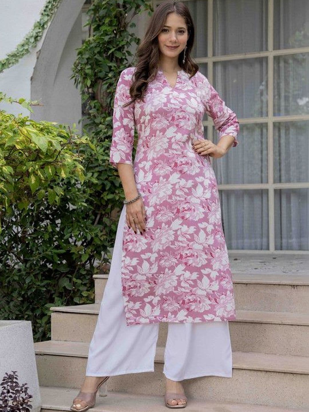 FABZARI Women Floral Printed Floral Kurta - view 1