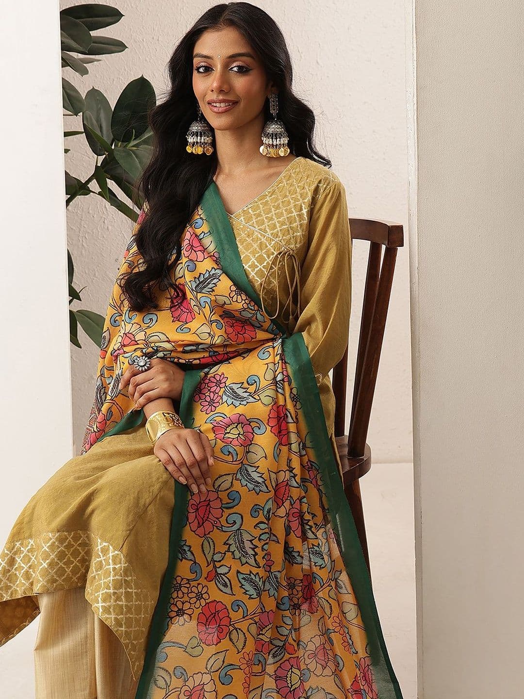 Silk Land Printed Kalamkari Dupatta thumbnail 3
