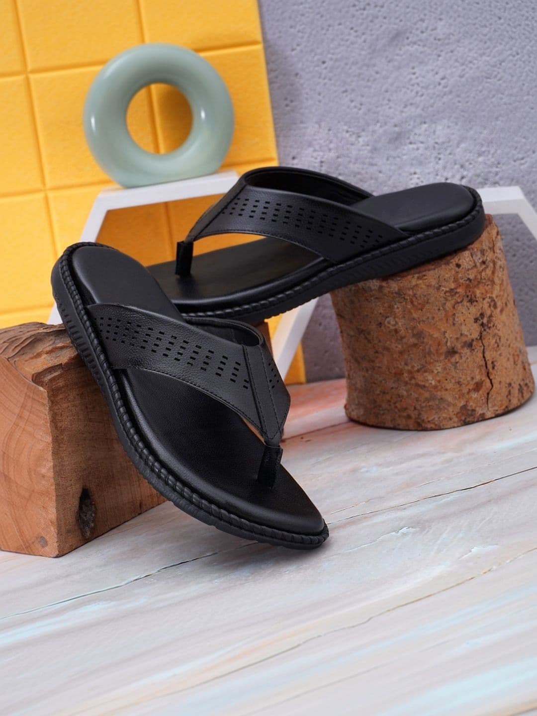 BANYY Men Thong Flip-Flops - view 1