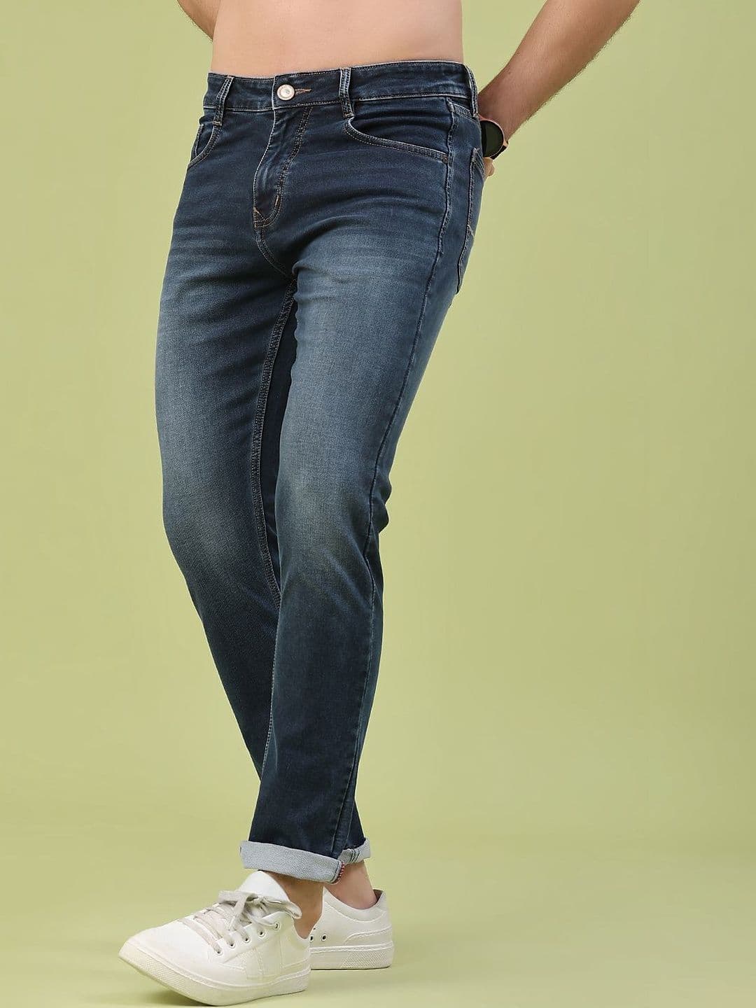 V-Mart Men Skinny Fit Mid-Rise Light Fade Jeans thumbnail 4