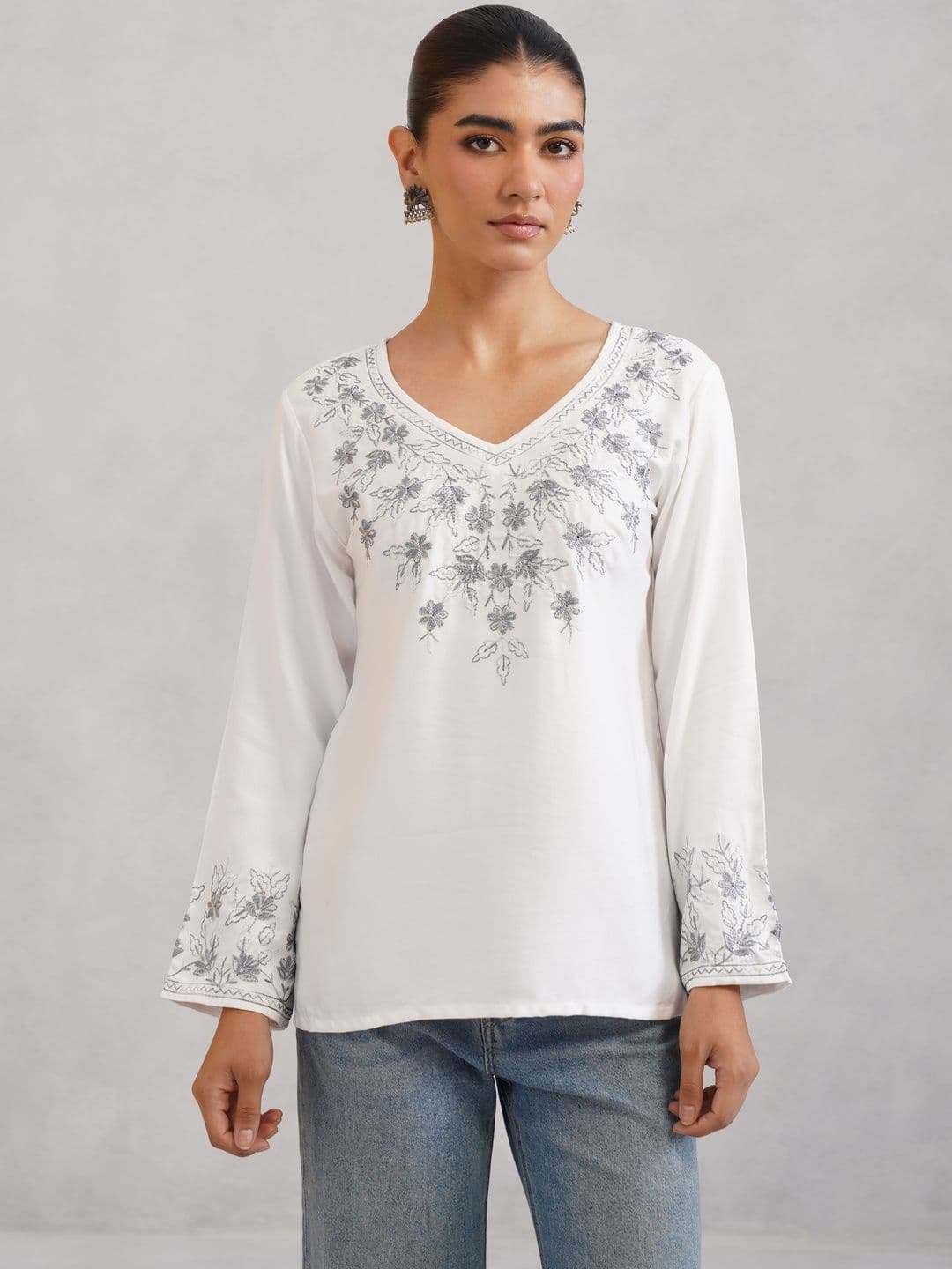 colorkosh Floral Embroidered Thread Work Kurta thumbnail 6
