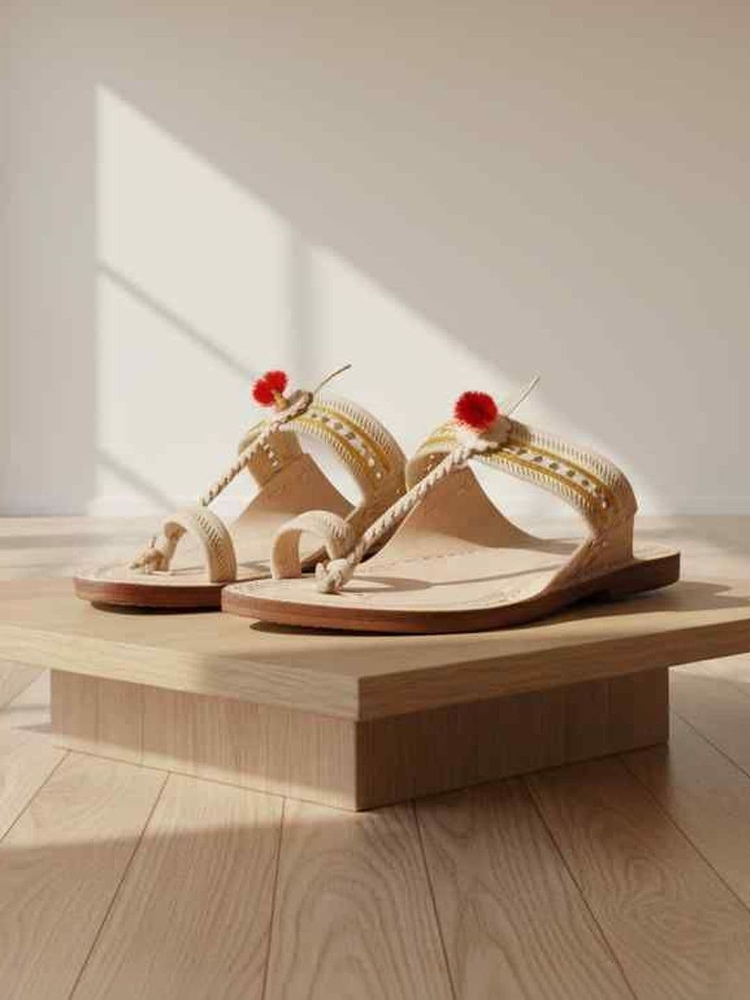 niira.co Men Leather Indian Kolhapuri Sandals - view 1