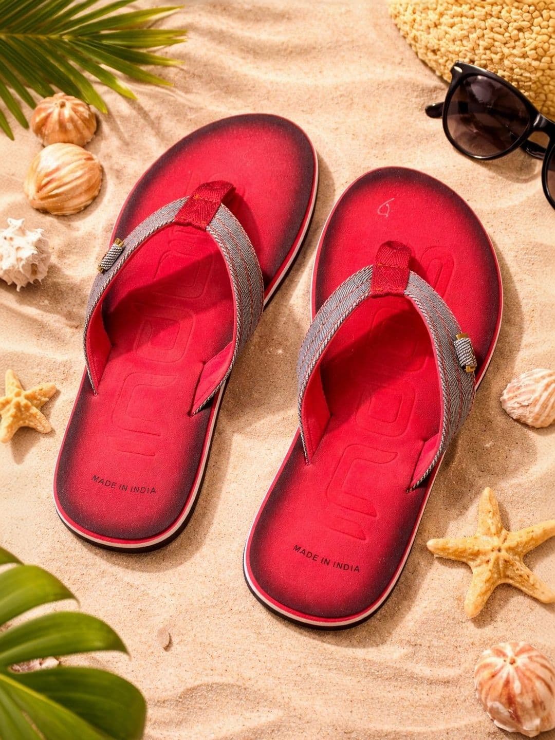 GRX Men Colourblocked Rubber Thong Flip-Flops - view 1