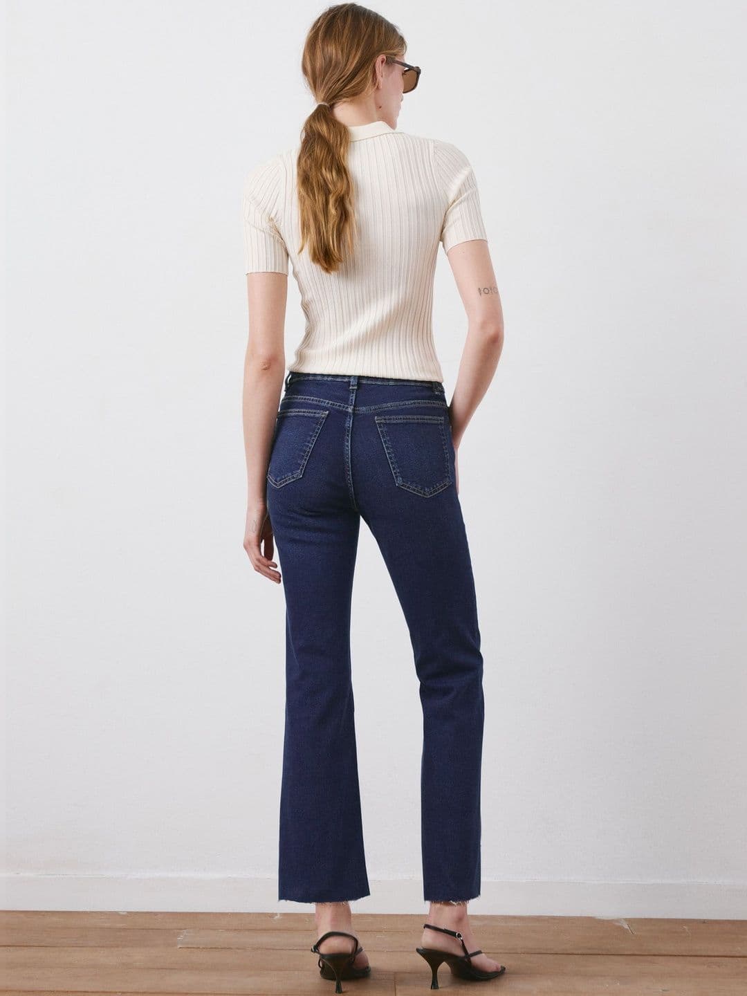 MANGO Women Flared Fit Jeans thumbnail 4