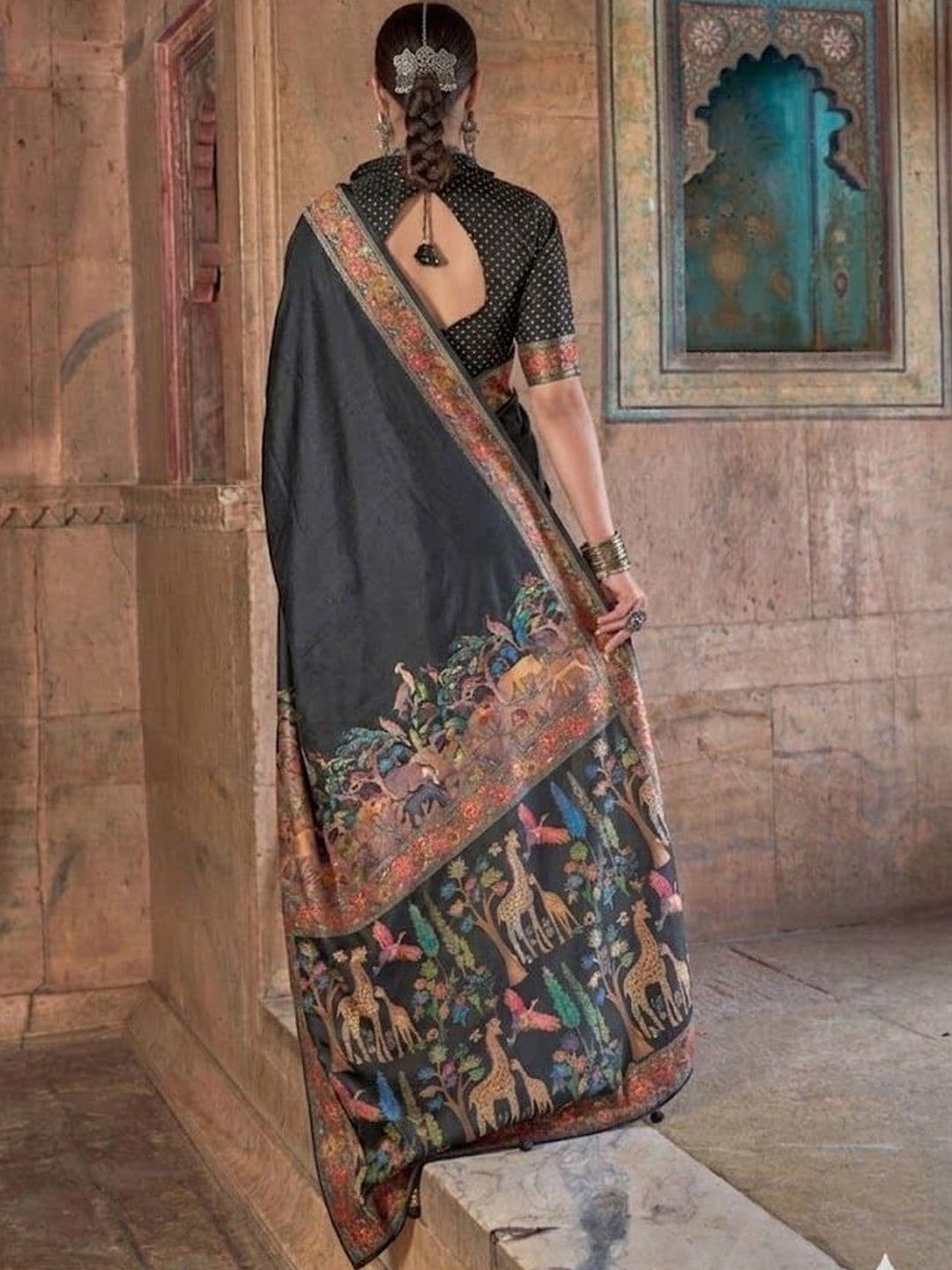 KALINI Ethnic Motifs Handloom Block Print Saree thumbnail 3