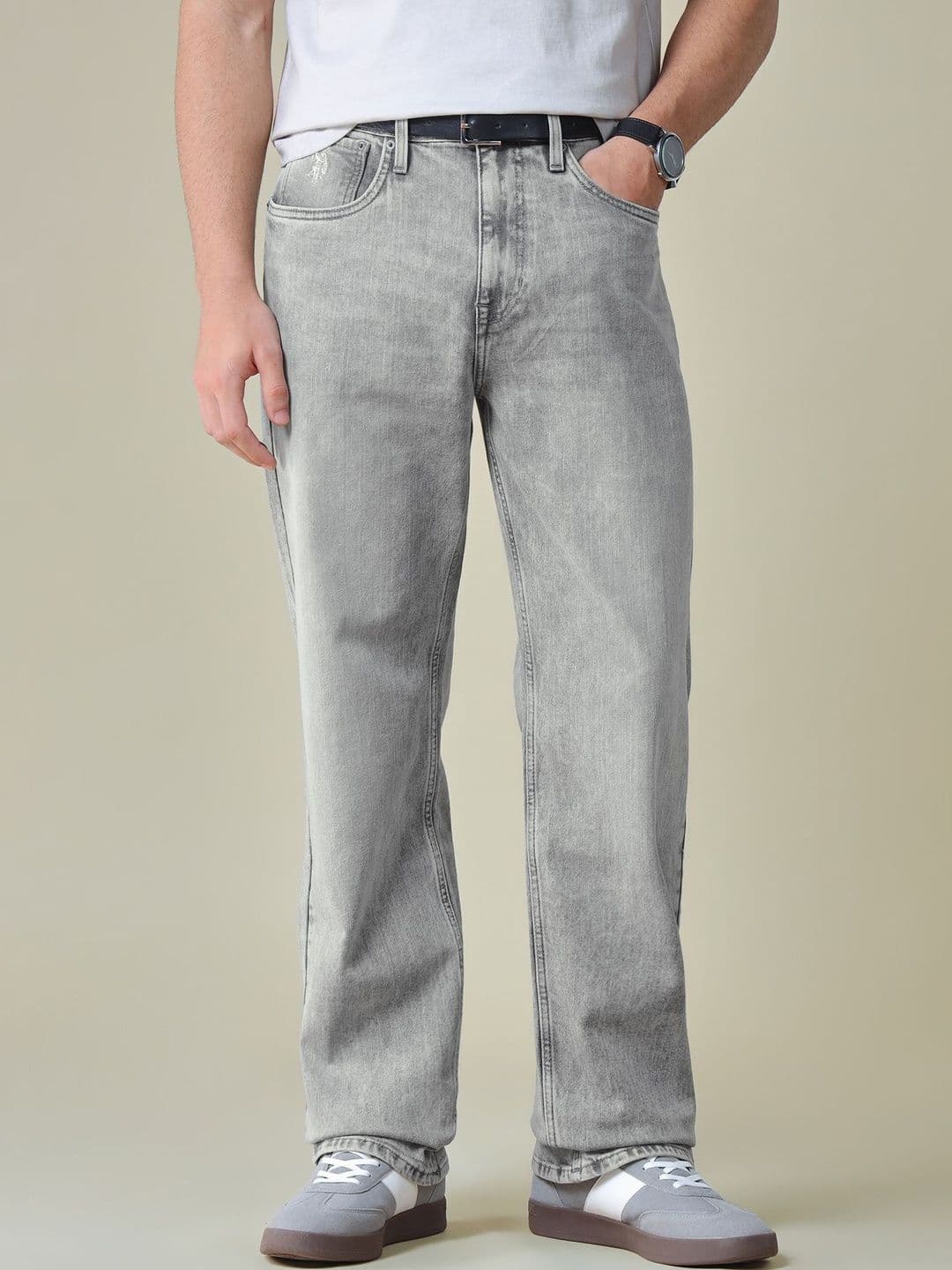 U.S. Polo Assn. Denim Co. Men Straight Fit Mid-Rise Light Fade Stretchable Jeans - view 1