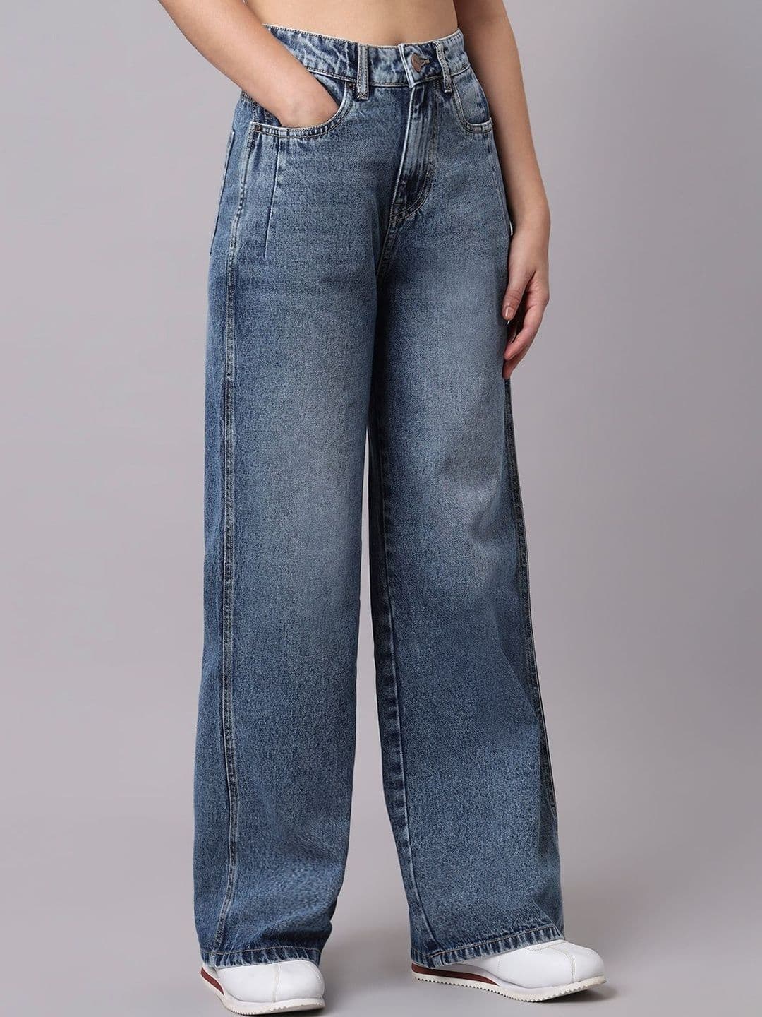 TARAMA Women Wide Leg High-Rise Light Fade Jeans thumbnail 6