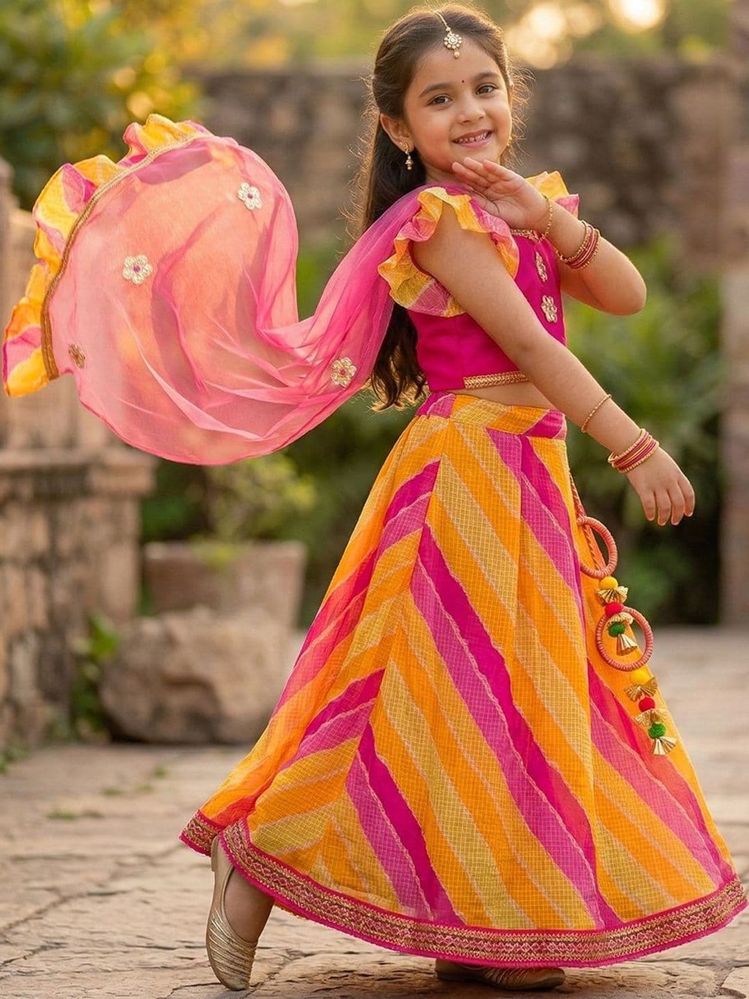 Pspeaches Girls Red Kota Lehenga Fuchsia Silk Choli Dupatta Set thumbnail 5