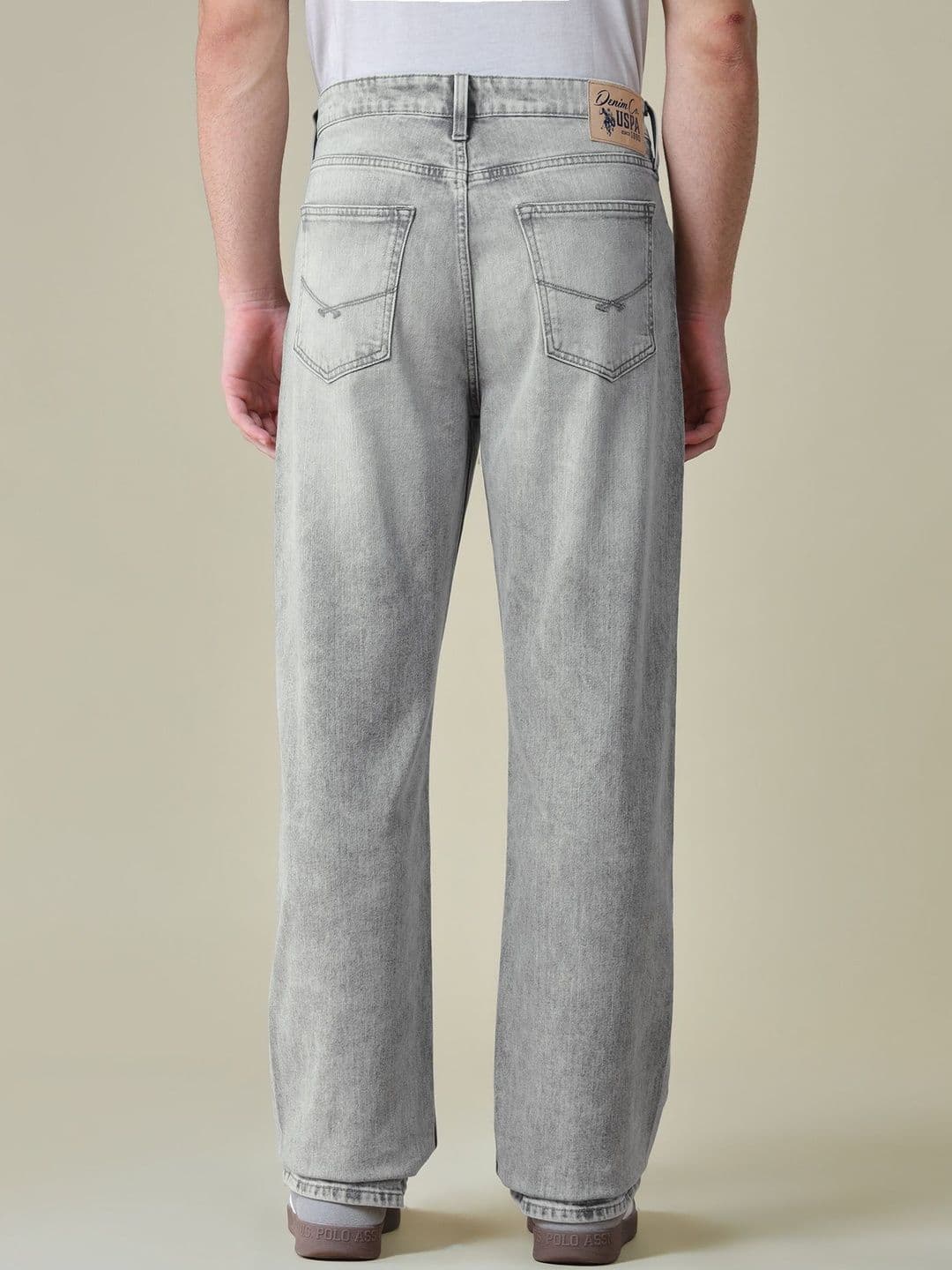 U.S. Polo Assn. Denim Co. Men Straight Fit Mid-Rise Light Fade Stretchable Jeans thumbnail 7