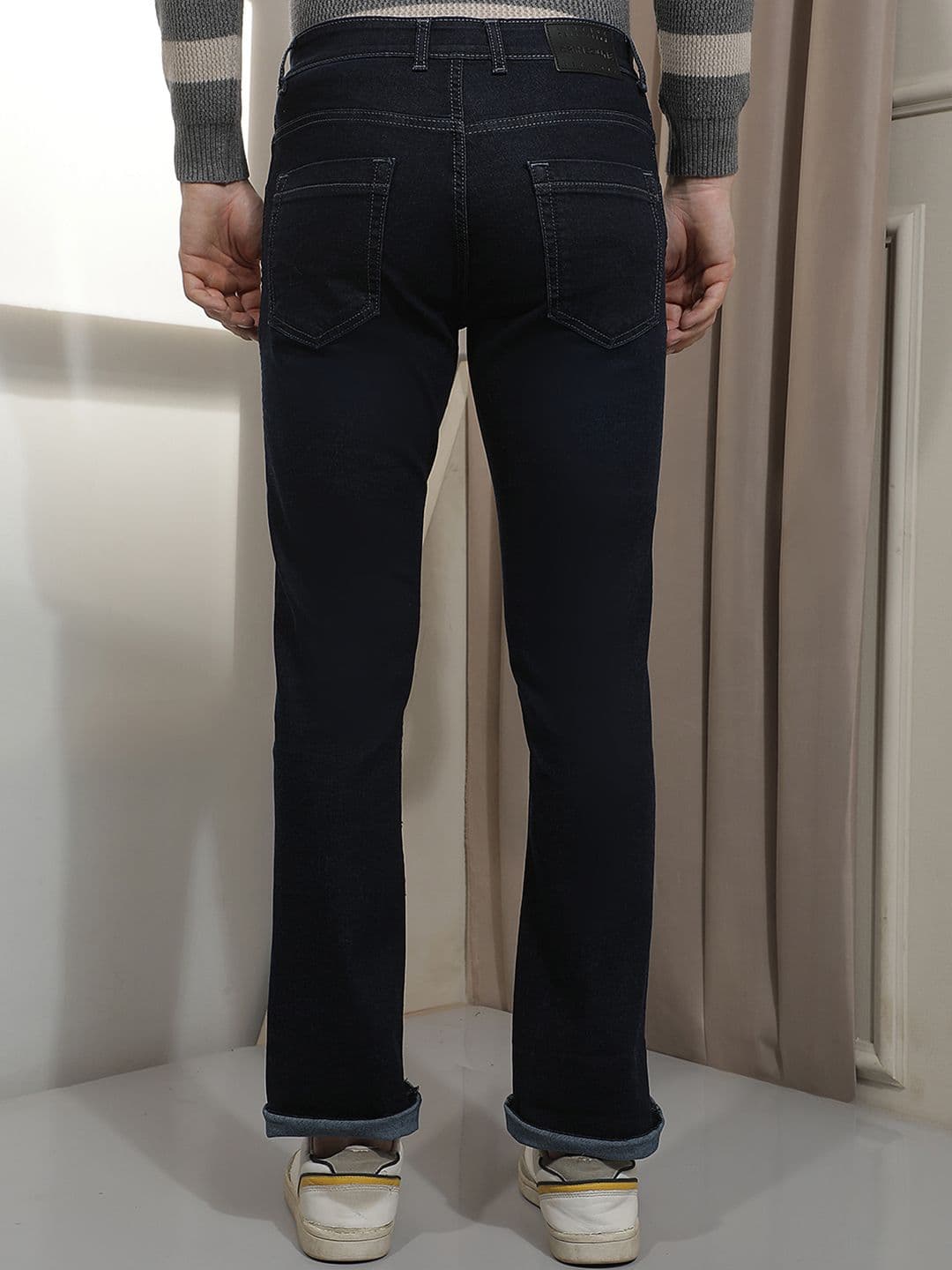 Crimsoune Club Men Straight Fit Light Fade Mid-Rise Stretchable Jeans thumbnail 2