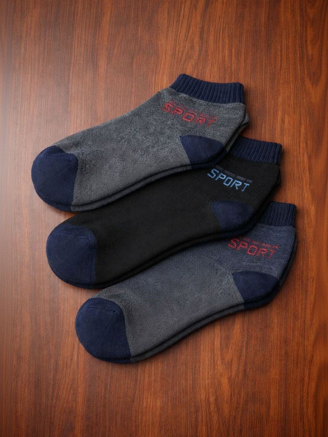 Blacktank Men Pack of 3 Cotton Colourblocked Ankle Length Socks thumbnail 3