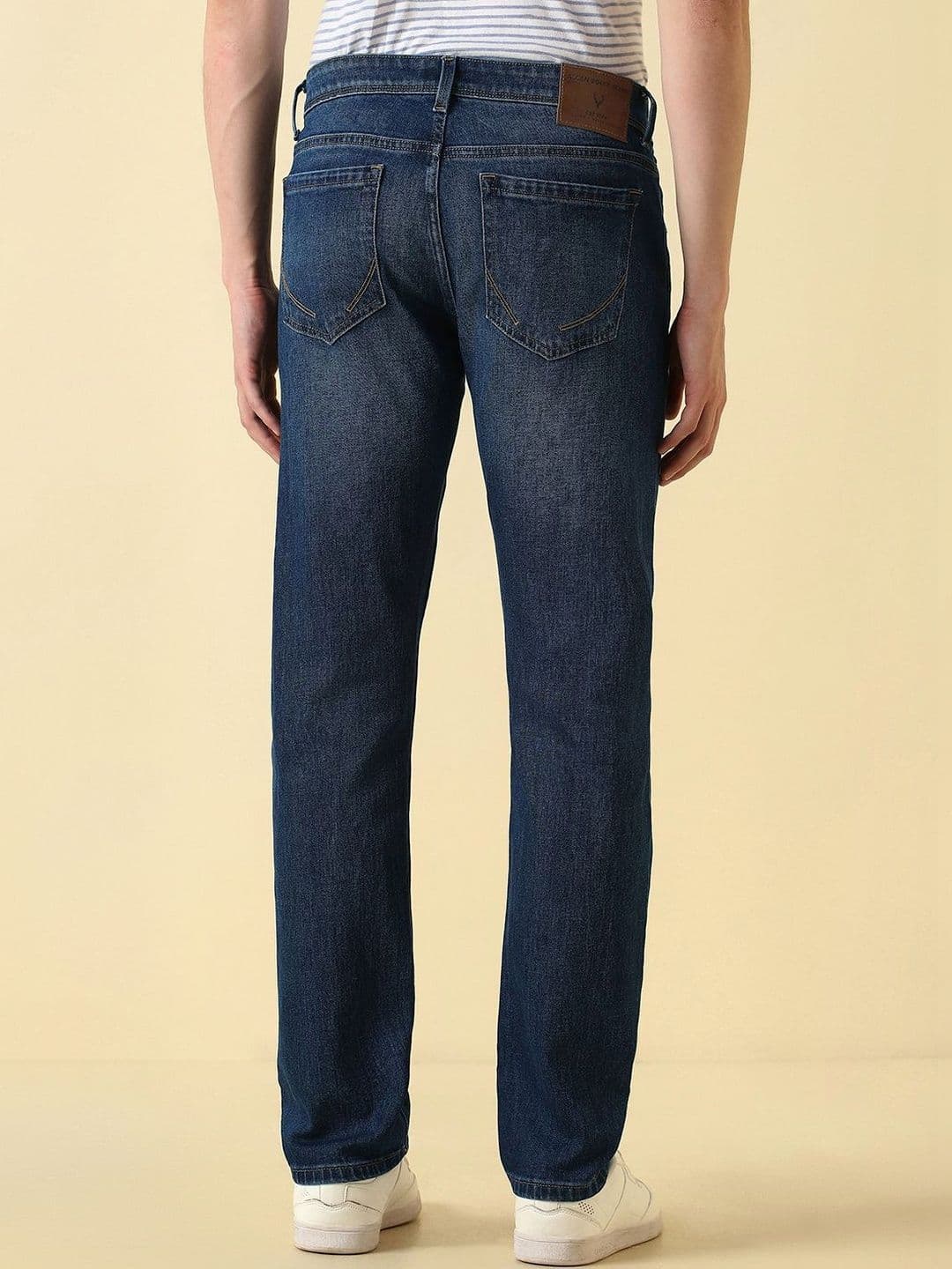 Allen Solly Men Straight Fit Mid-Rise Light Fade Jeans thumbnail 2