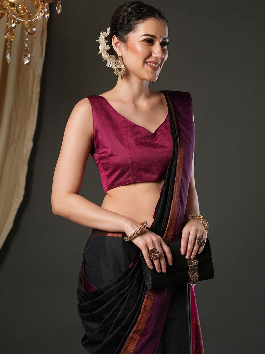 maatirang Striped Silk Blend Handloom Saree thumbnail 2
