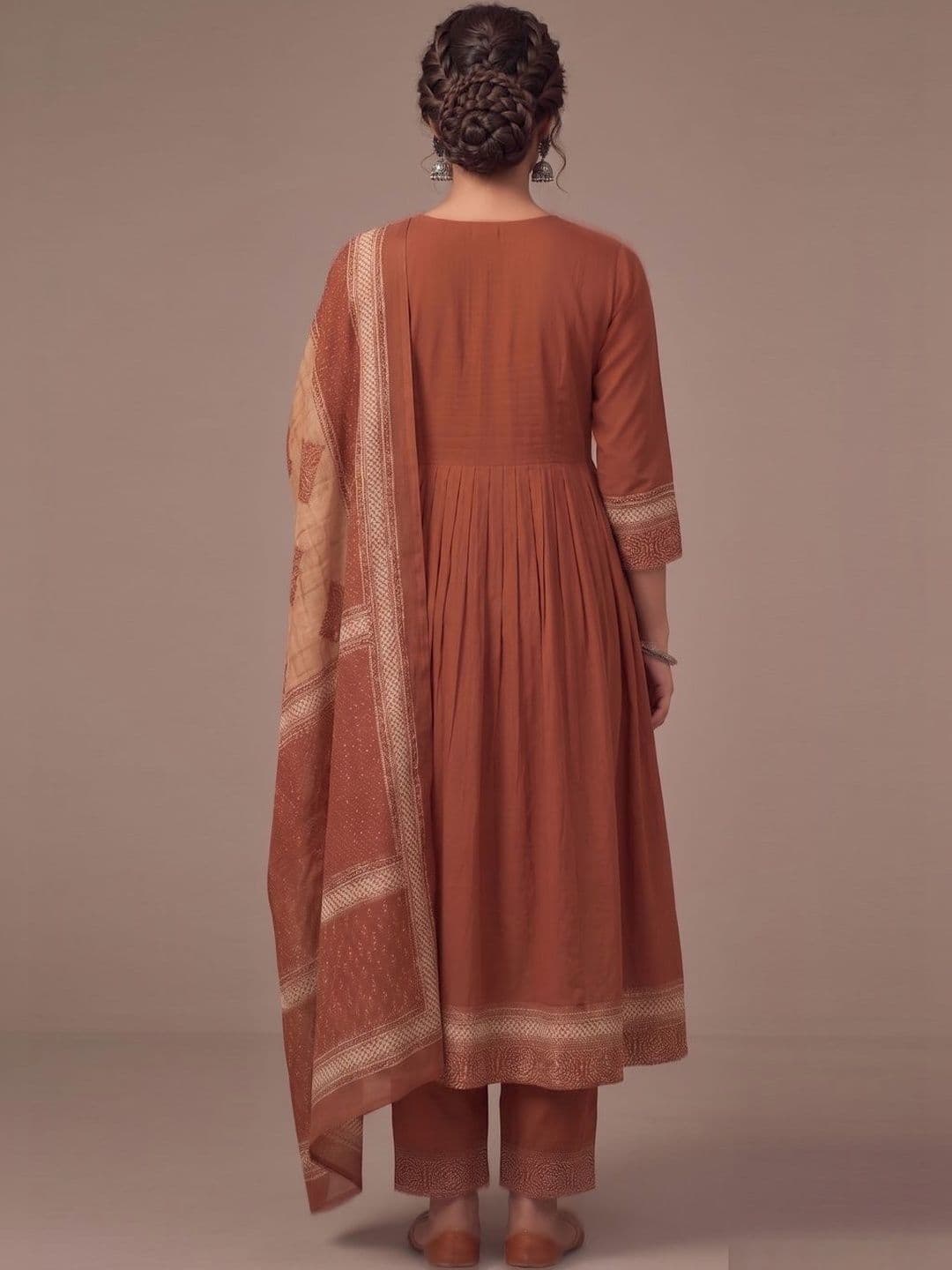 Sangria Printed Pure Cotton V-Neck Kurta & Trousers With Dupatta thumbnail 4