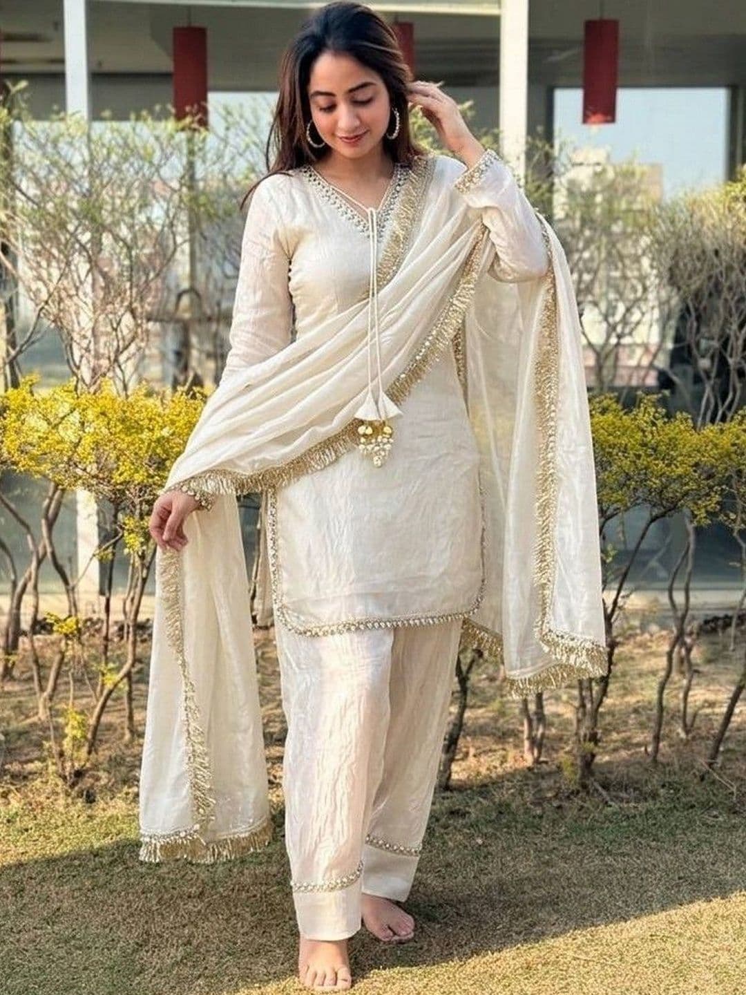 Kanerindia Women Regular Gotta Patti Kurta with Patiala & With Dupatta - view 1