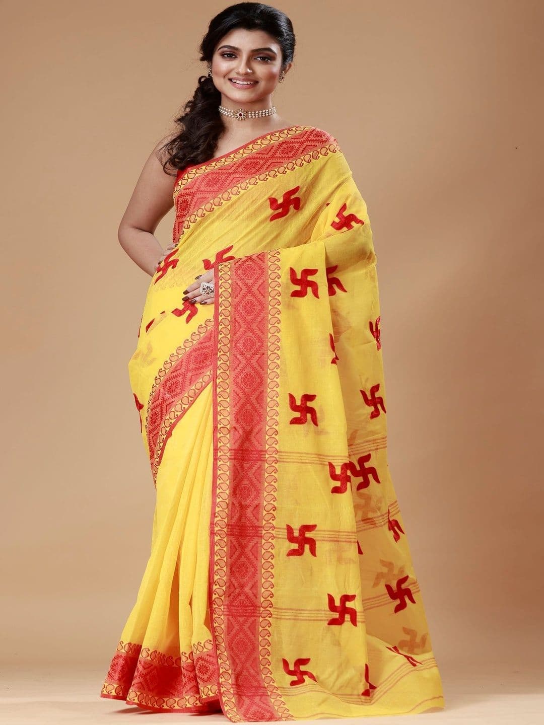 Hater Tat Ethnic Motifs Embroidered Pure Cotton Jamdani Saree thumbnail 4