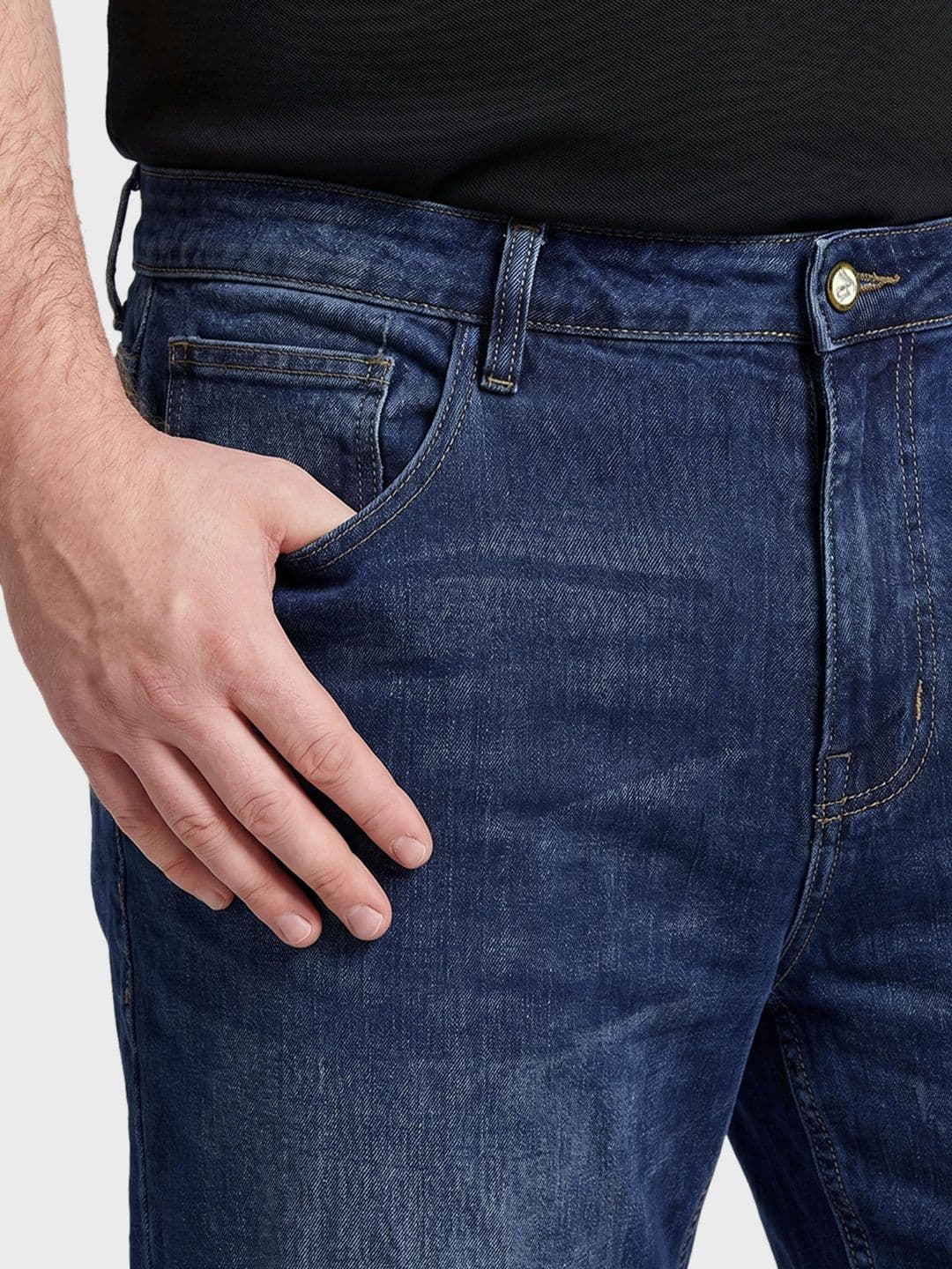 The Indian Garage Co Men Relaxed Fit Mid-Rise Light Fade Jeans thumbnail 5