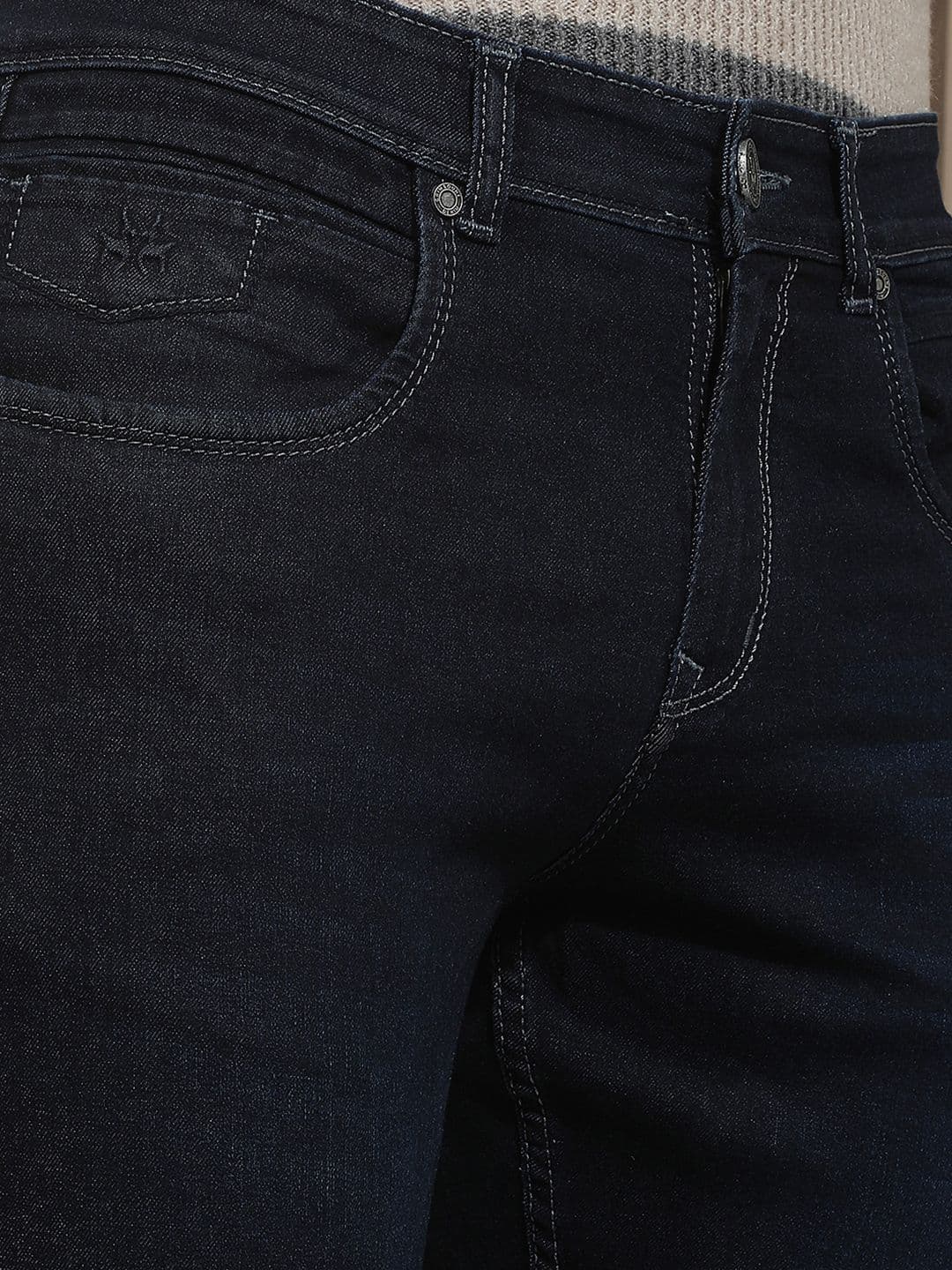Crimsoune Club Men Straight Fit Light Fade Mid-Rise Stretchable Jeans thumbnail 6