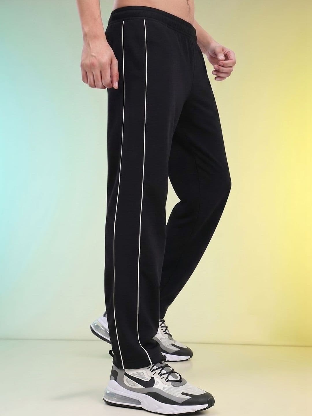 HRX by Hrithik Roshan Men Regular Fit Training Joggers