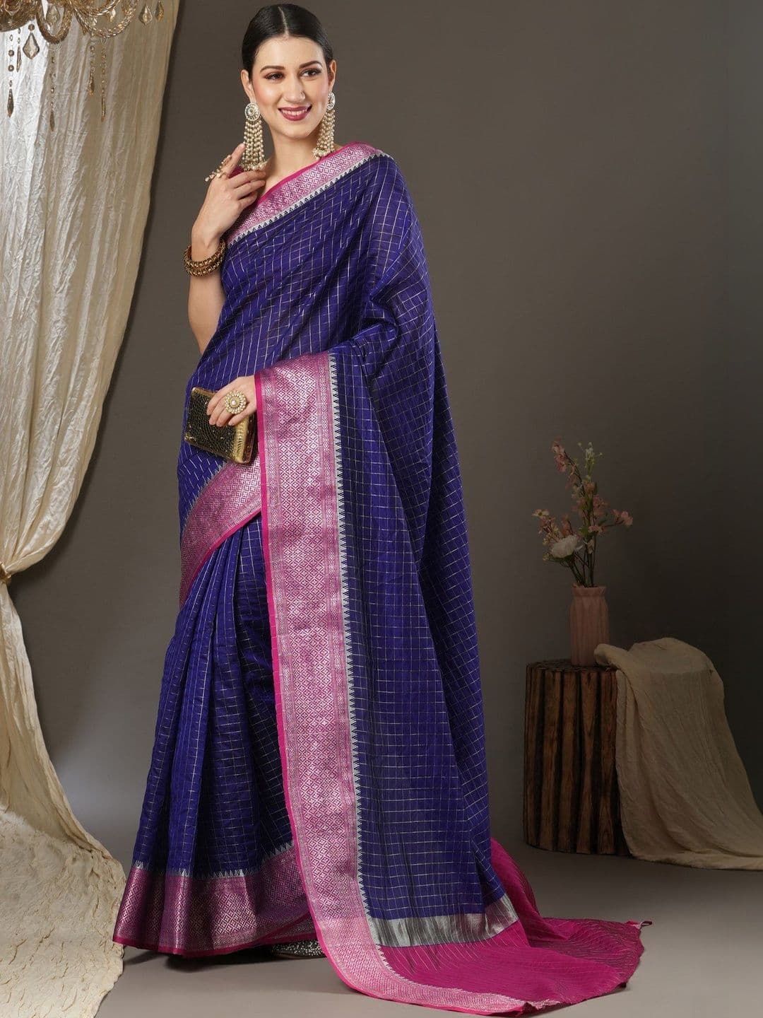 maatirang Woven Design Zari Silk Blend Handloom Saree thumbnail 2