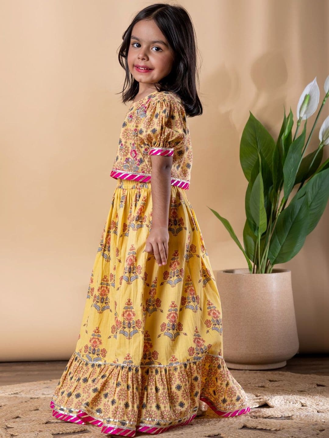Readiprint Girls Printed Block Print Ready to Wear Lehenga & thumbnail 6