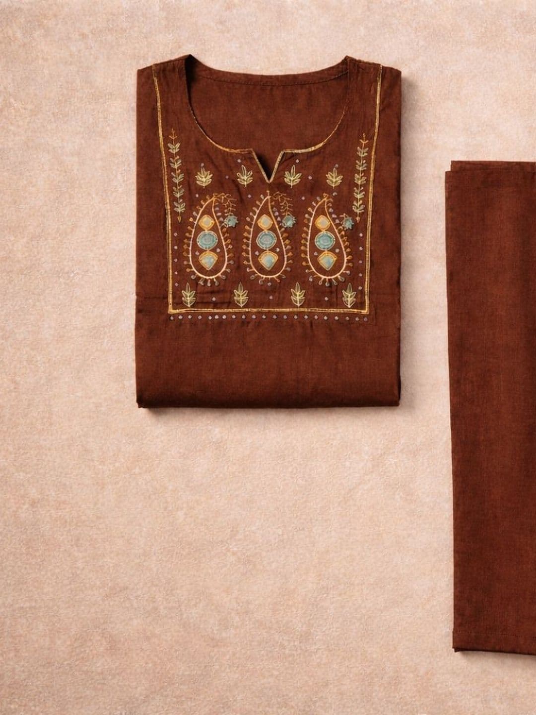 HERE&NOW Women Ethnic Motifs Embroidered Regular Thread Work Pure Cotton Kurta with Trousers & With Dupatta thumbnail 3