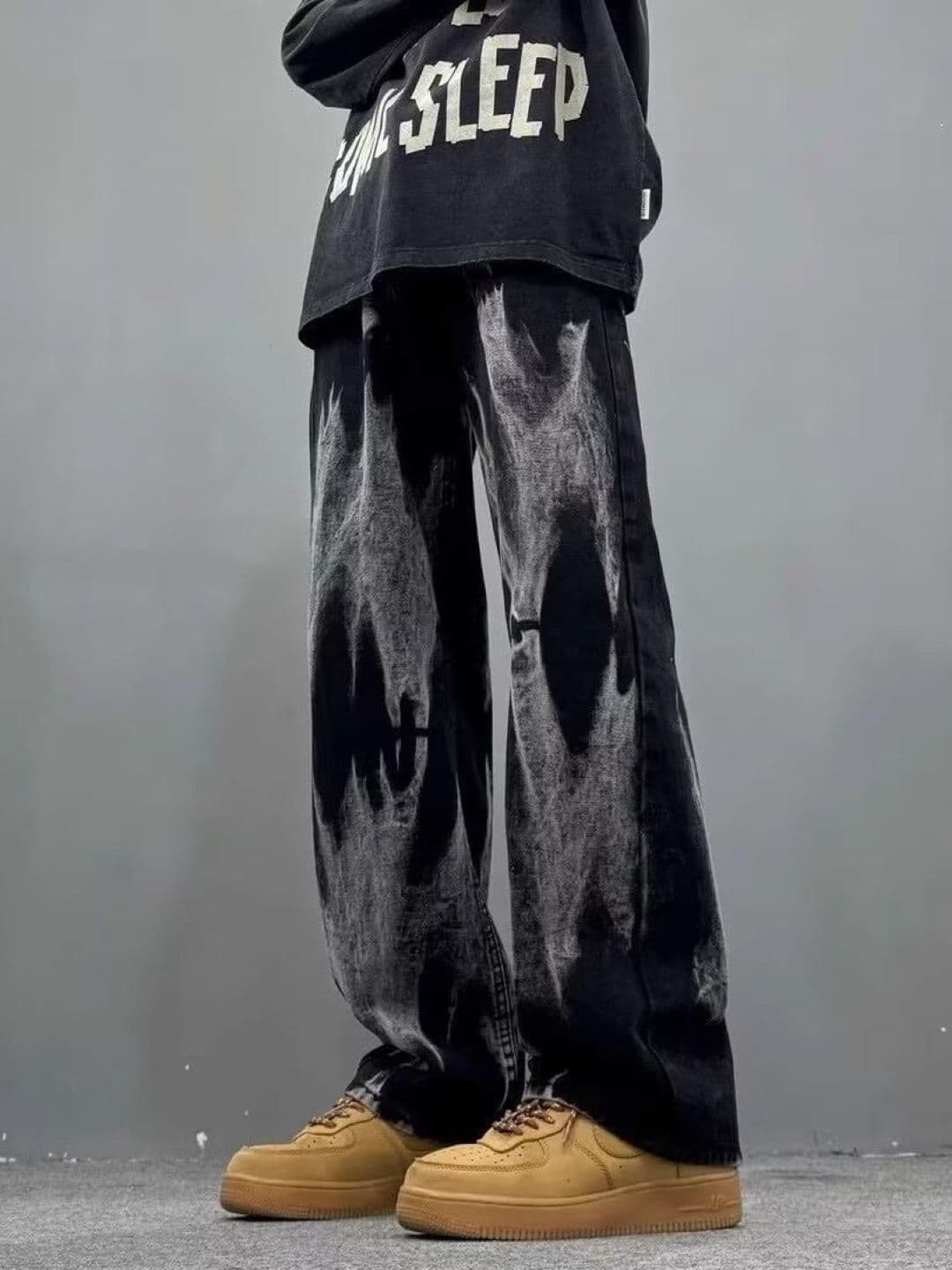 StyleCast Men Wide Leg Mid-Rise Slash Knee Jeans thumbnail 3