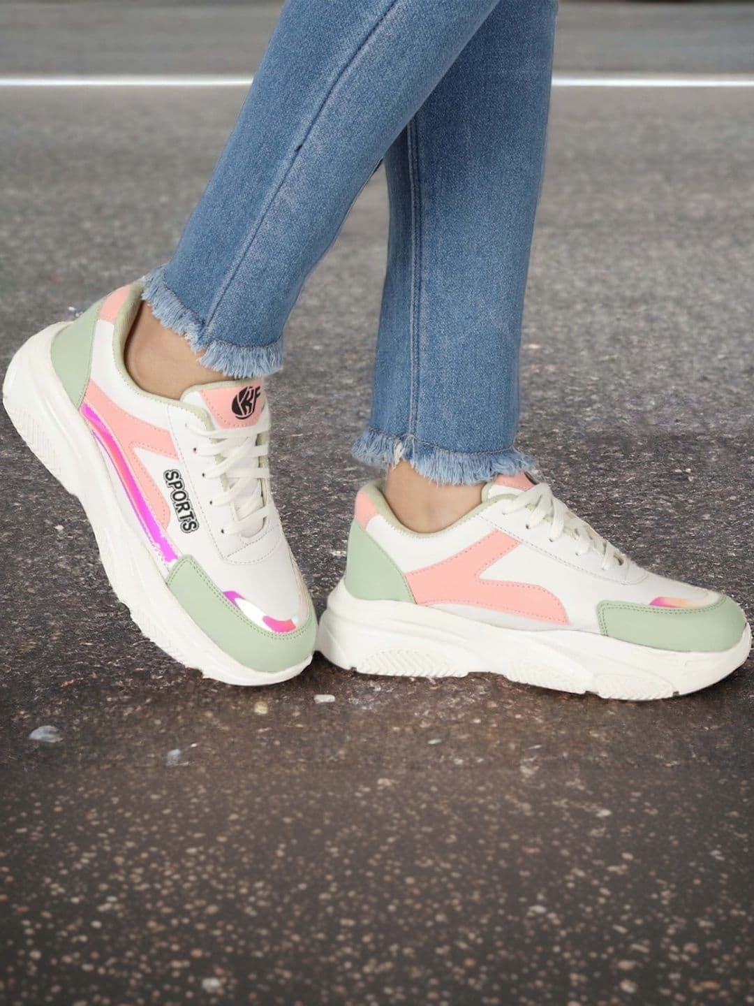 The Roadster Lifestyle Co Women Lace-Ups Walking Sports Shoes thumbnail 2