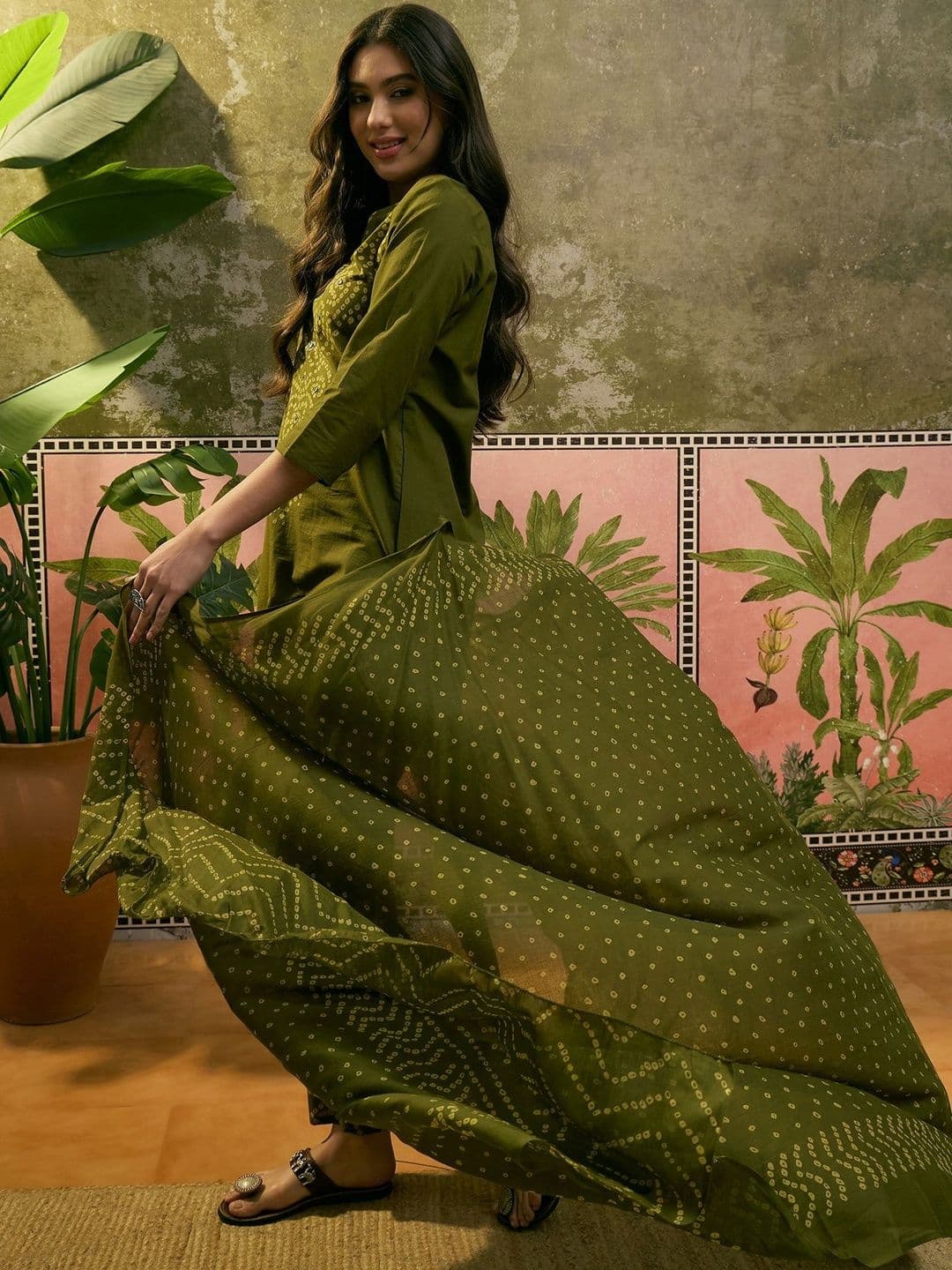 Sangria Printed Pure Cotton Round Neck Kurta & Trousers With Dupatta thumbnail 3