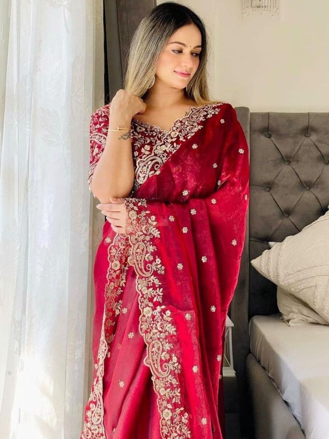 PEEYU Embellished Embroidered Satin Heavy Work Saree thumbnail 3