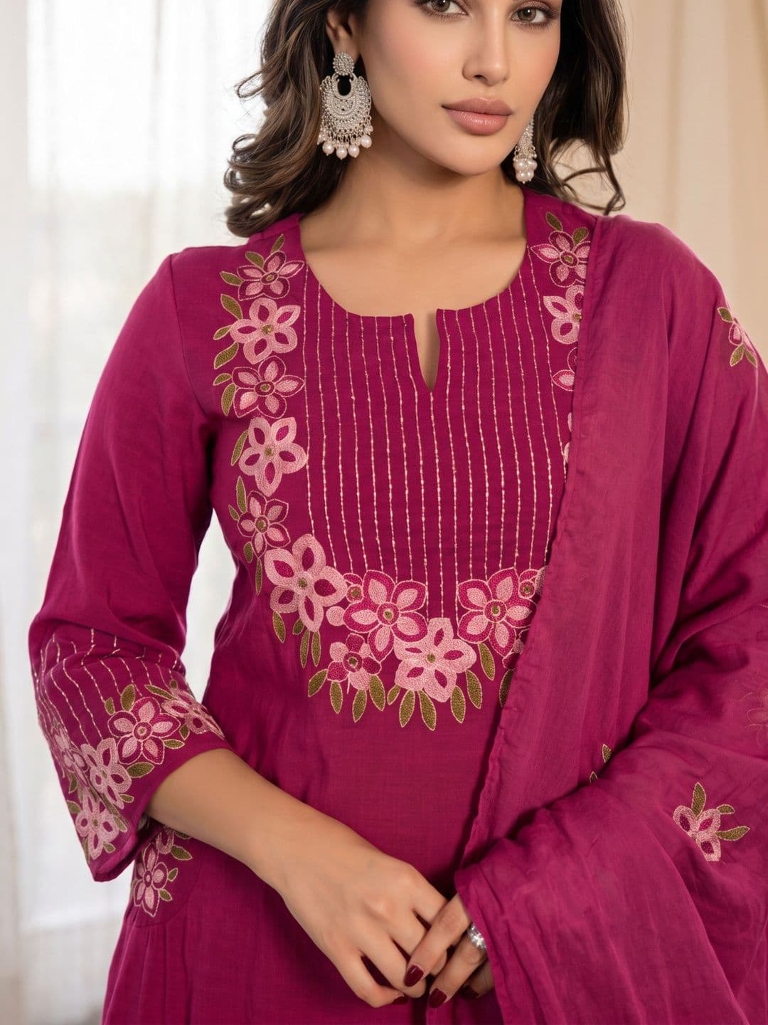 Royal Export Women Ethnic Motifs Embroidered Regular Thread Work Kurta with Trousers & With Dupatta thumbnail 3