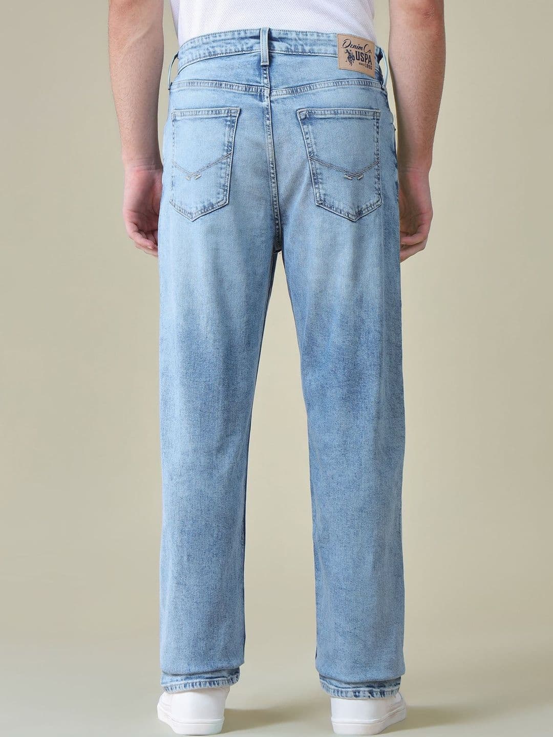 U.S. Polo Assn. Denim Co. Men Straight Fit Mid-Rise Light Fade Stretchable Jeans thumbnail 3