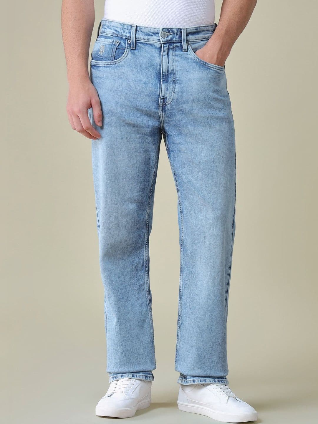 U.S. Polo Assn. Denim Co. Men Straight Fit Mid-Rise Light Fade Stretchable Jeans thumbnail 5