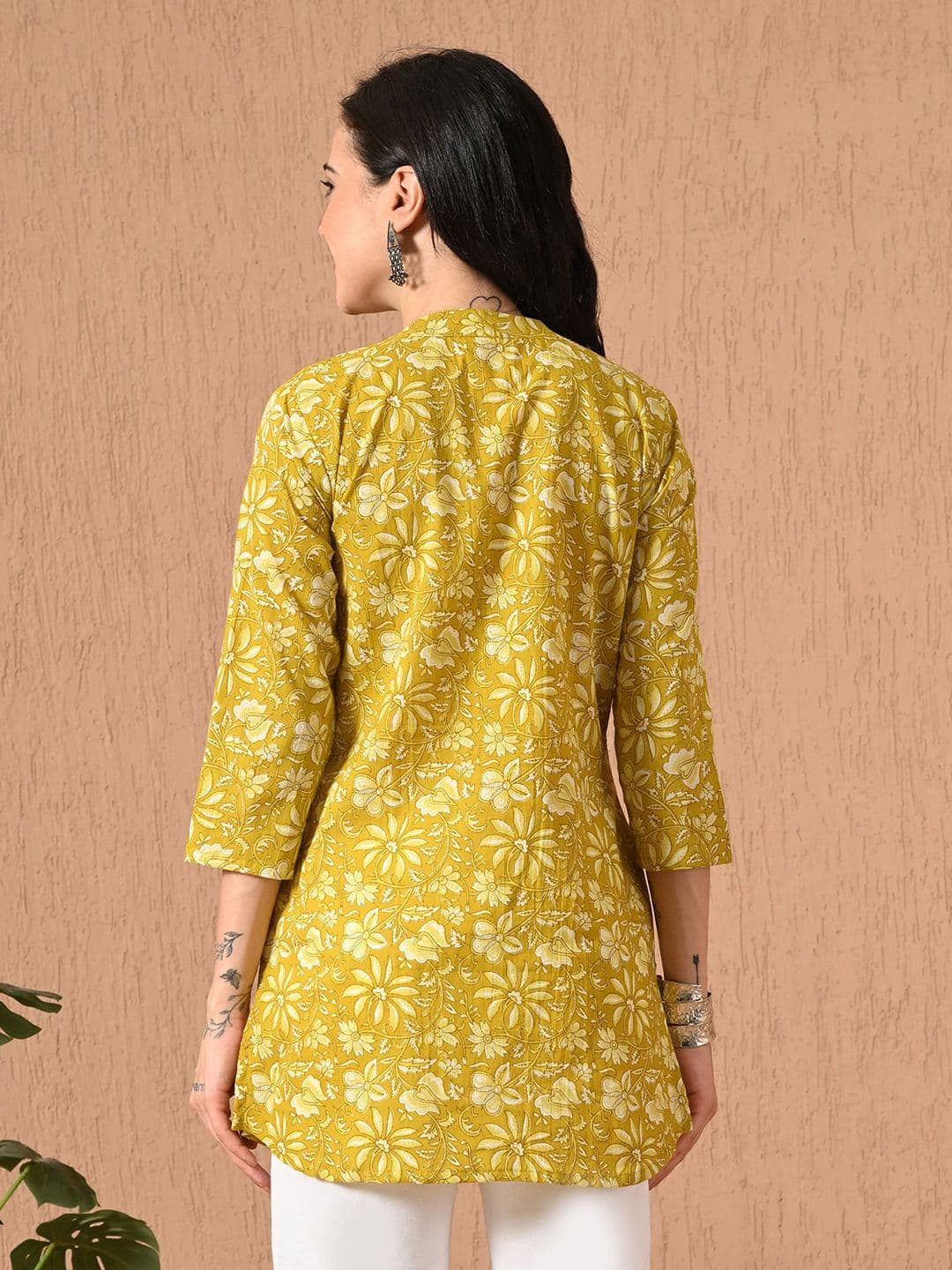 Anouk Rustic Floral Printed Pure Cotton Kurti thumbnail 5