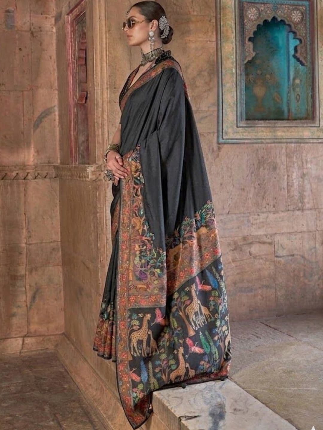KALINI Ethnic Motifs Handloom Block Print Saree thumbnail 2