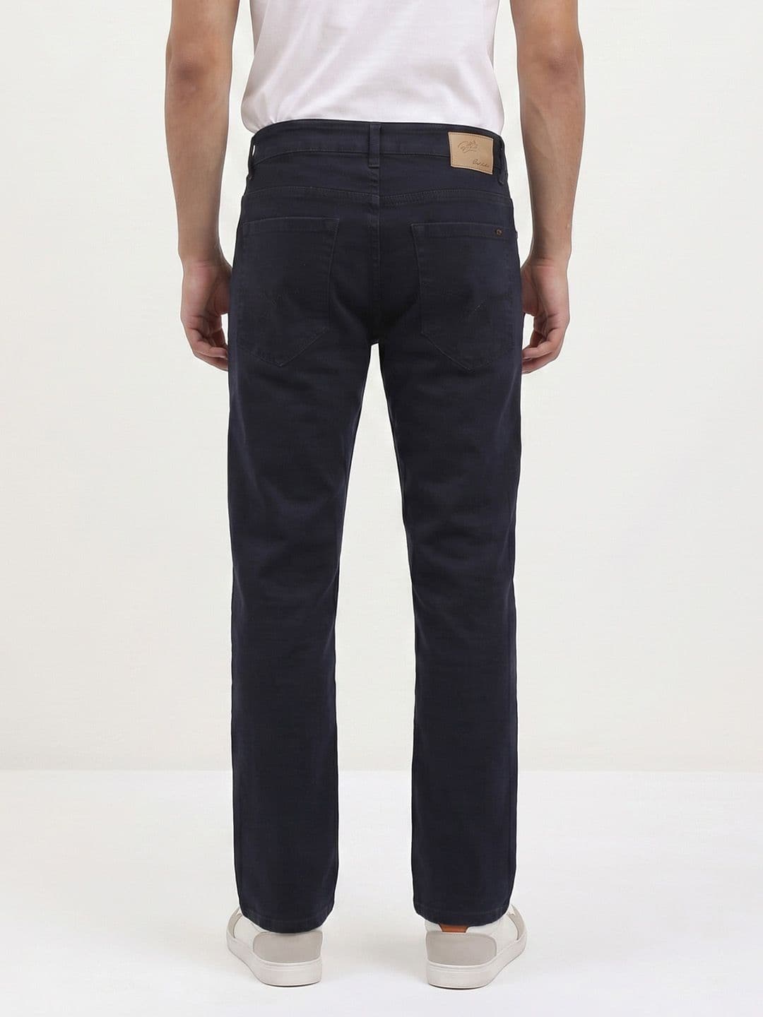 The Roadster Life Co. Men Straight Fit Stretchable Jeans thumbnail 2
