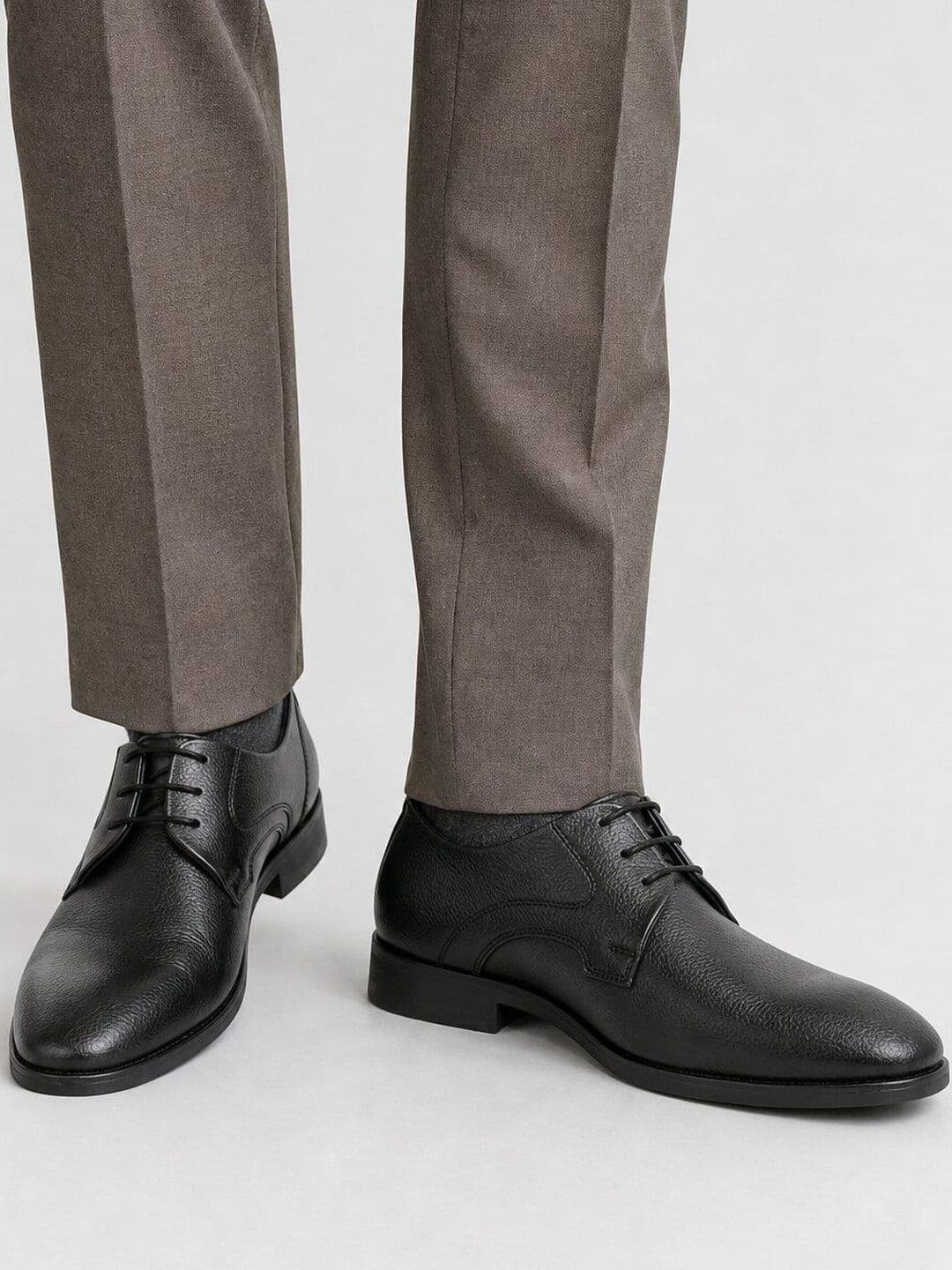 House of Pataudi Men Round Toe Lace-Ups Derbys Formal Shoes - view 1