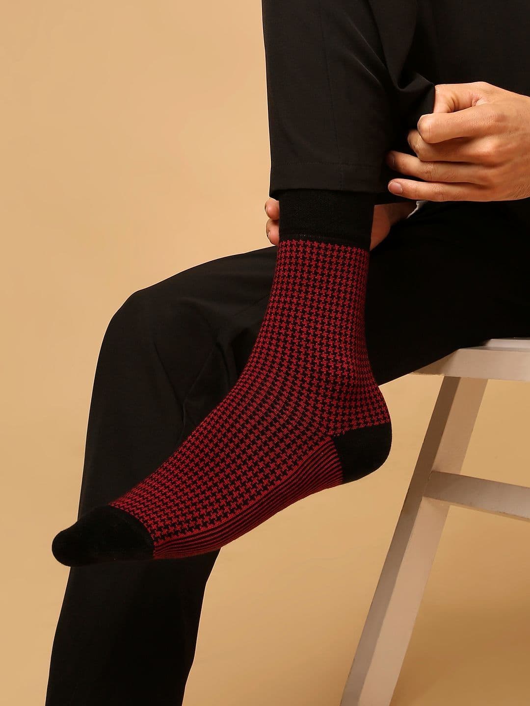 Mint & Oak Men Cotton Blend Patterned Calf Length Socks thumbnail 2