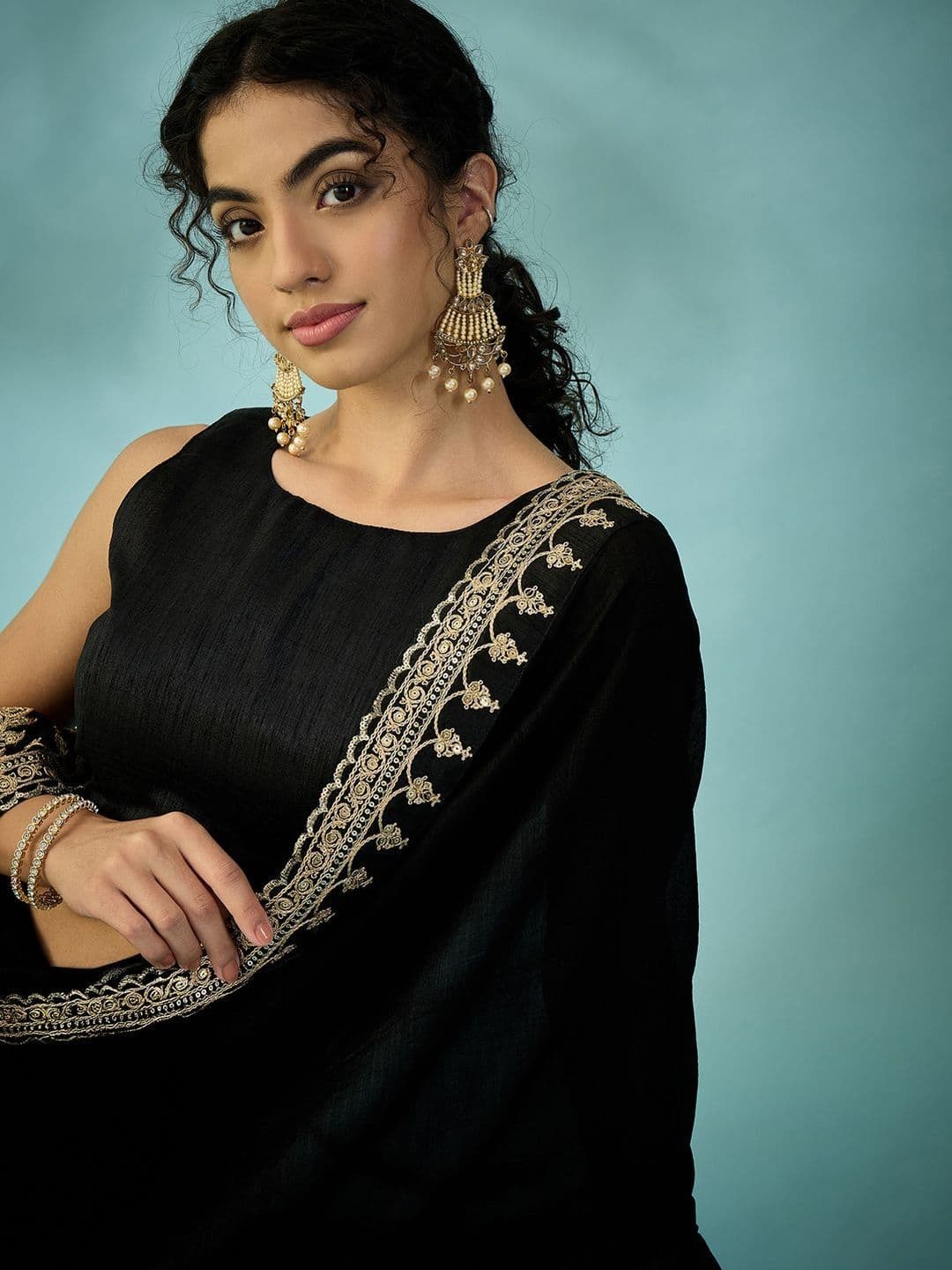 Saree mall Black Embellished Embroidered Heavy Work Sarees Unstiched Blouse thumbnail 2