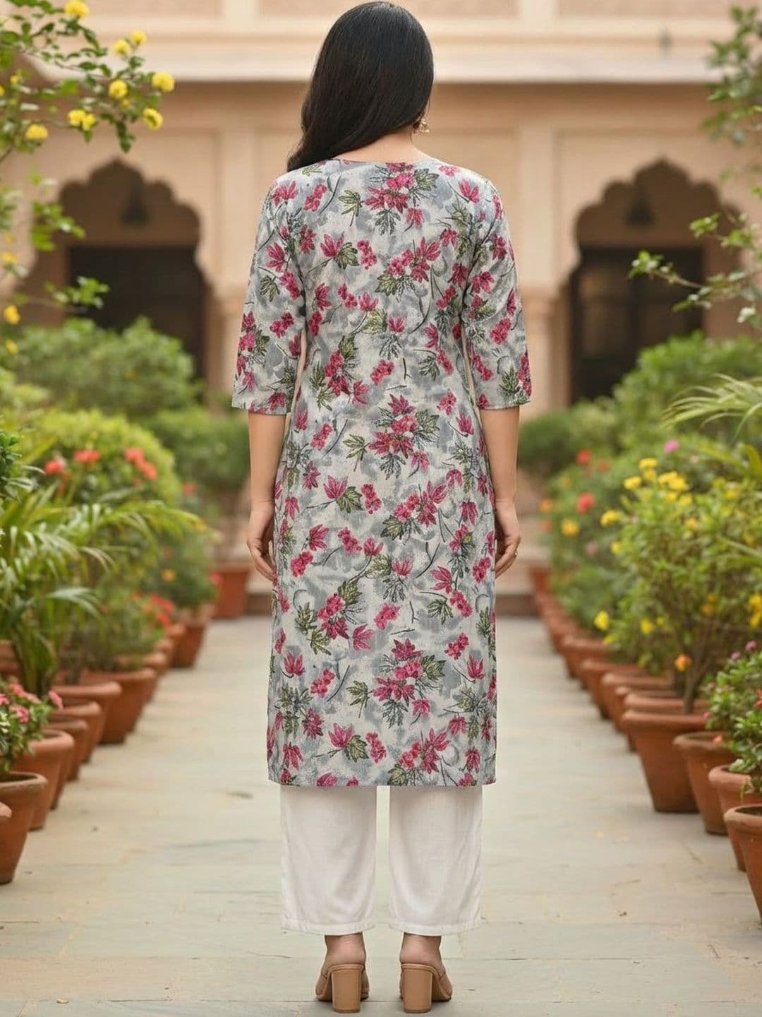 SZN Pack of 2 Women Floral Printed Floral Crepe Kurta thumbnail 6