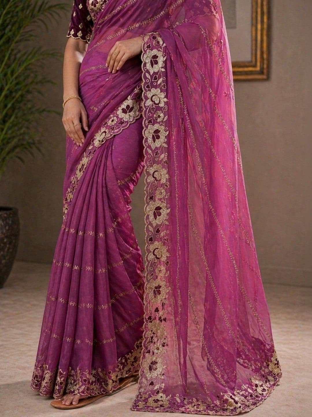 HERE&NOW Floral Embellished Embroidered Poly Georgette Banarasi Saree thumbnail 4
