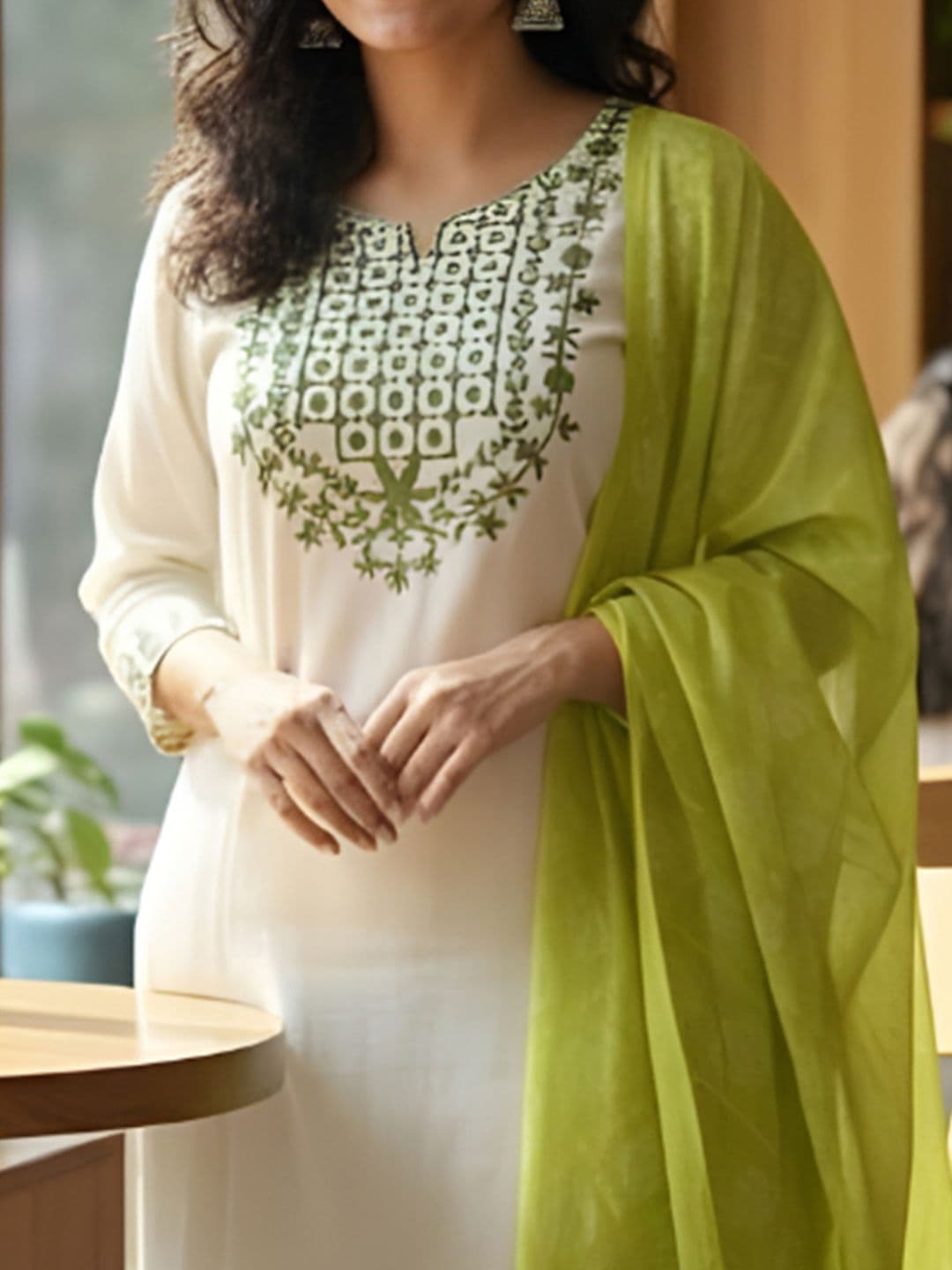 NNC-NEXT NOVA CLOTHES Ethnic Motifs Embroidered Thread Work Kurta Set With Dupatta thumbnail 5