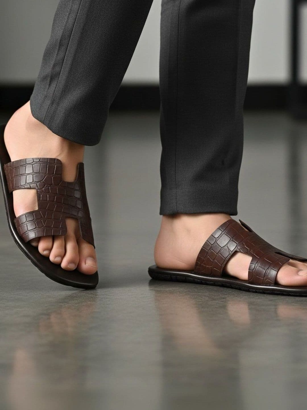 Mast & Harbour Men Comfort Sandals - view 1