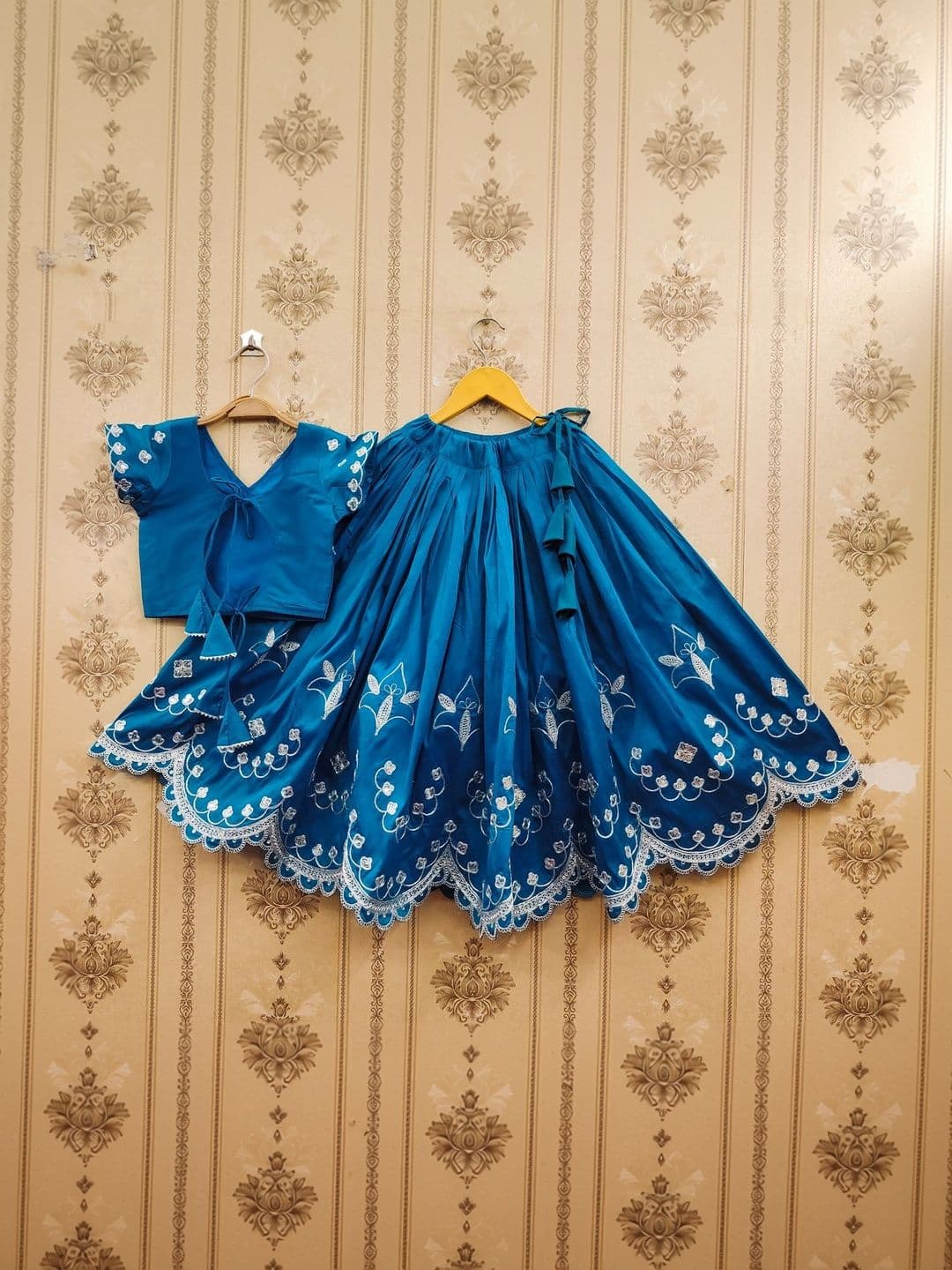 KALINI Girls Embroidered Thread Work Tie and Dye Ready to Wear Lehenga & thumbnail 4