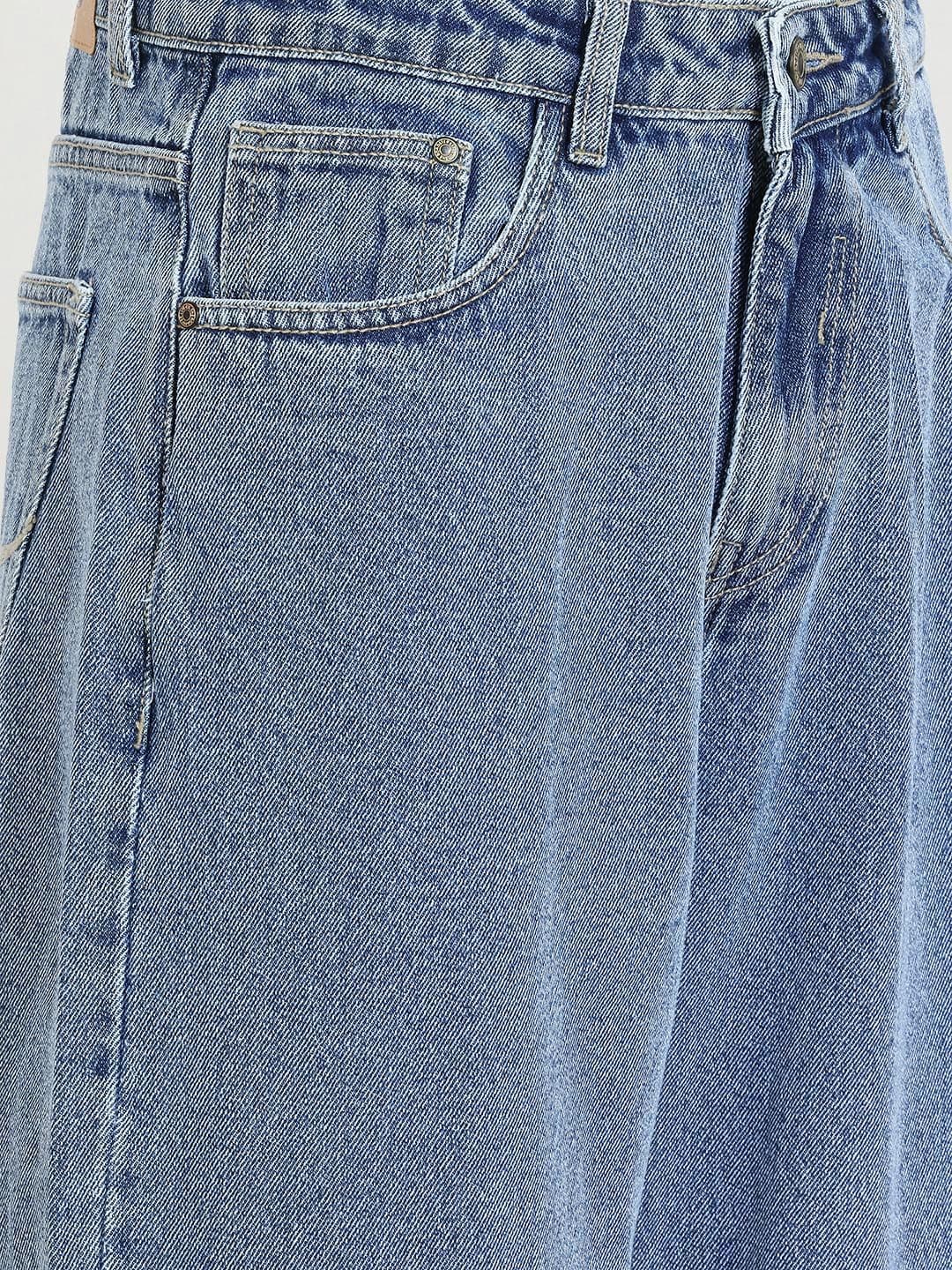 Roadster Men Relaxed Fit Mid-Rise Heavy Faded Pure Cotton Jeans thumbnail 2