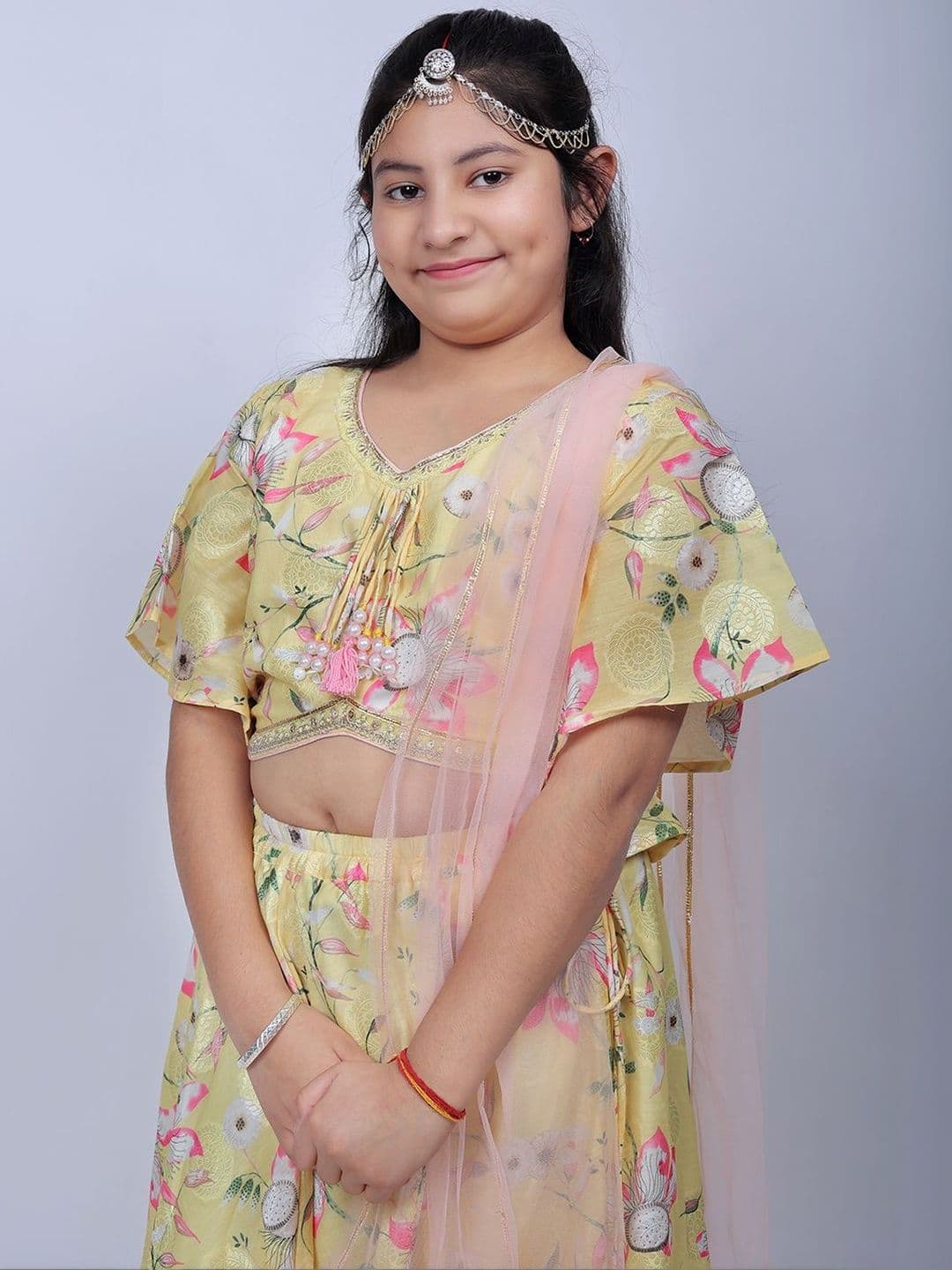 Chanda Mama Girls Sequinned Ready to Wear Lehenga & Blouse With Dupatta thumbnail 3