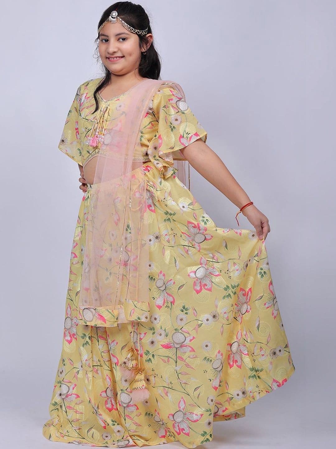 Chanda Mama Girls Sequinned Ready to Wear Lehenga & Blouse With Dupatta thumbnail 4
